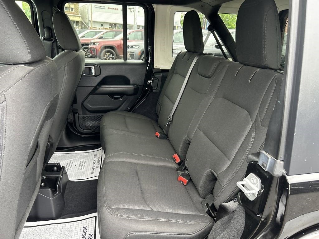 2019 Jeep Wrangler Sahara