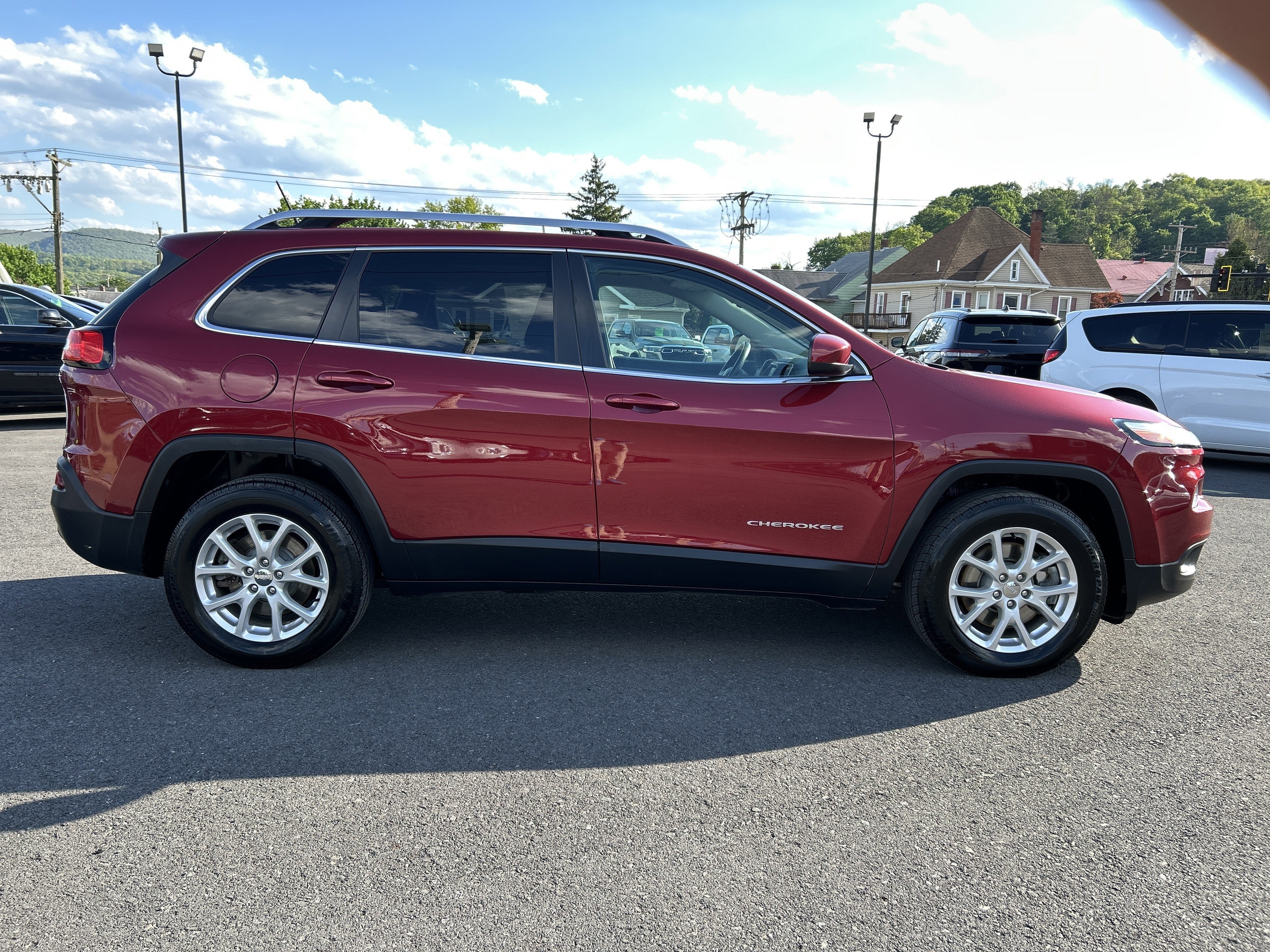 2014 Jeep CHEROKEE LATITUDE