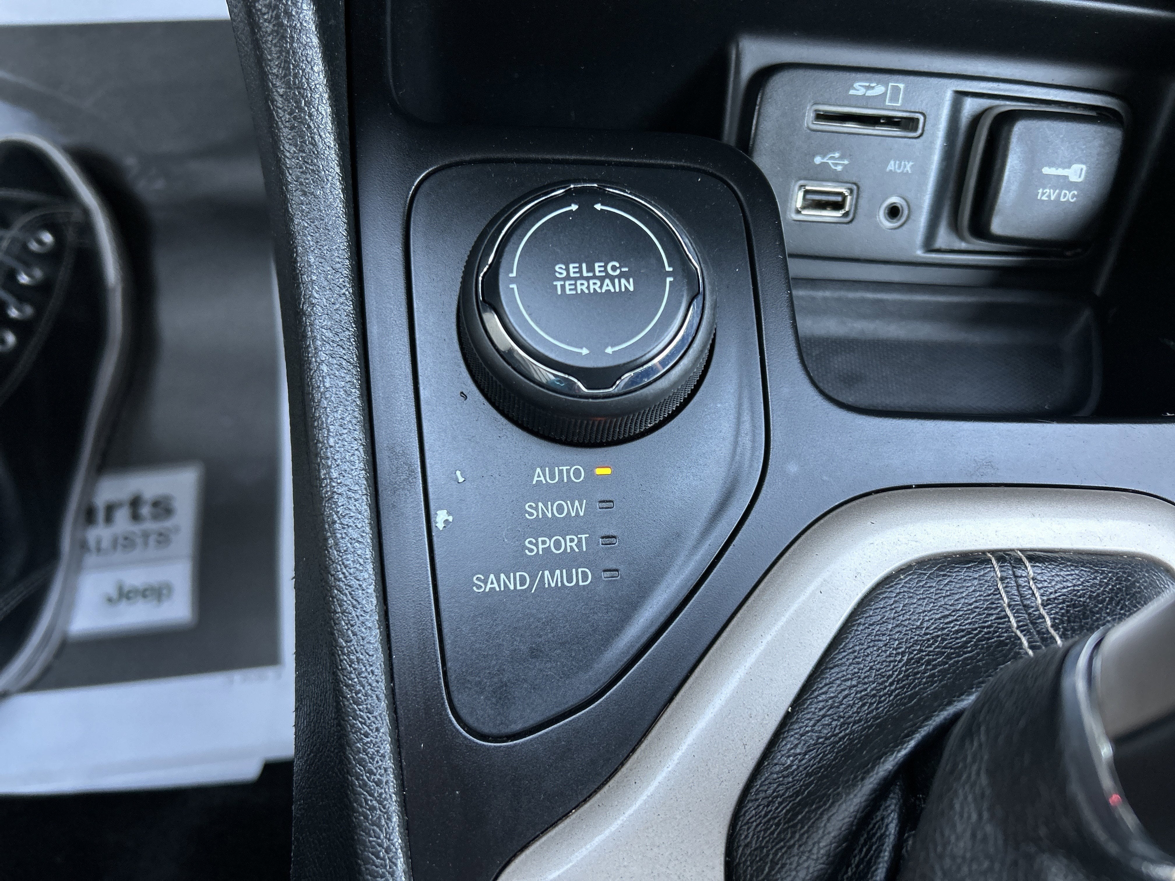 2015 Jeep CHEROKEE LIMITED