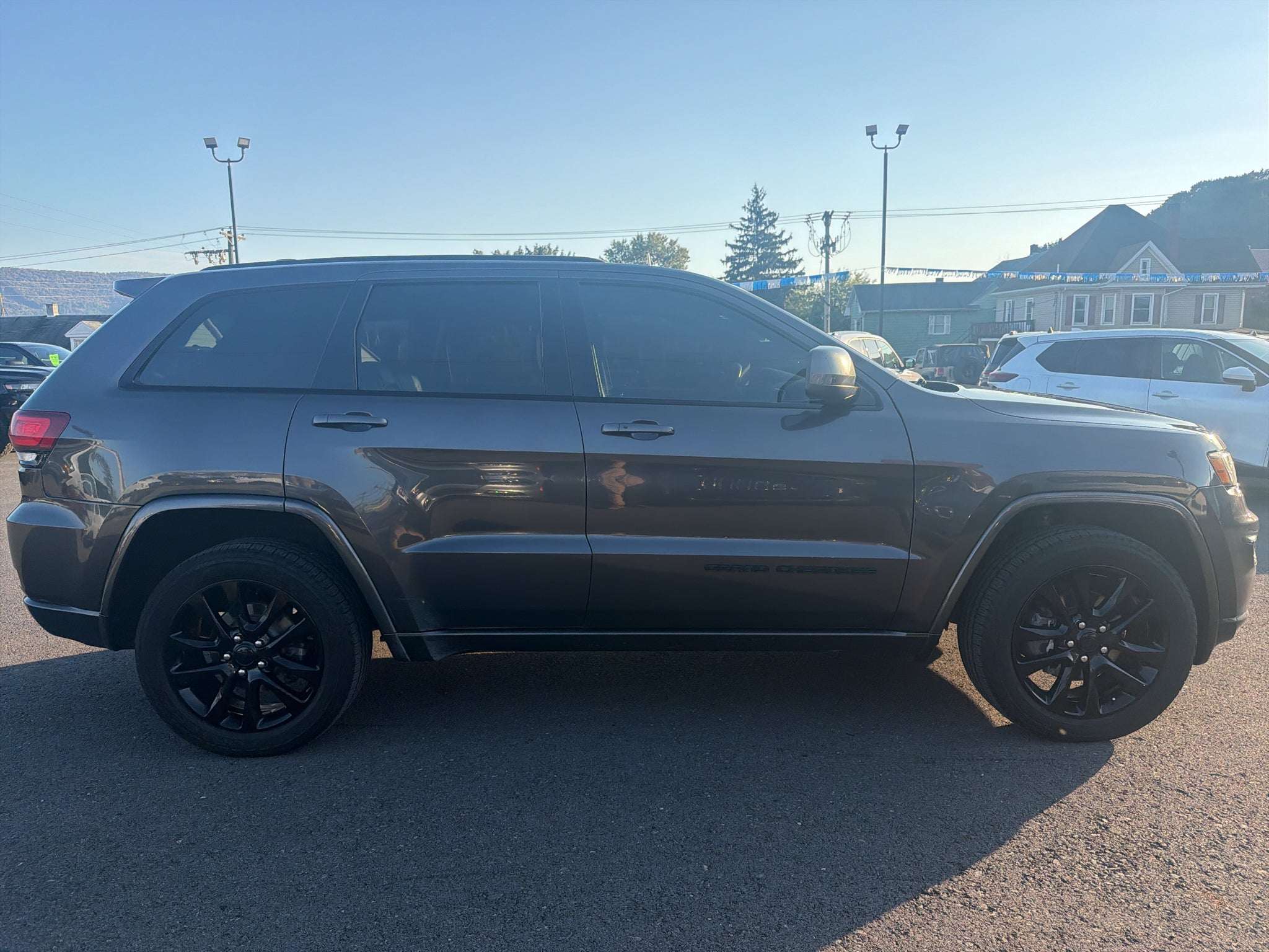 2018 Jeep Grand Cherokee Altitude