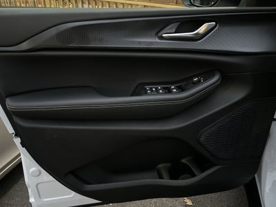 2025 Jeep Grand Cherokee Base