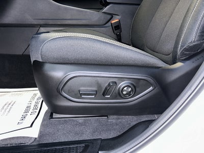 2025 Jeep Grand Cherokee Base