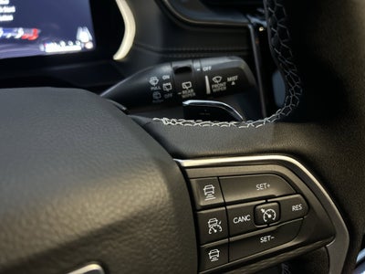 2025 Jeep Grand Cherokee Base