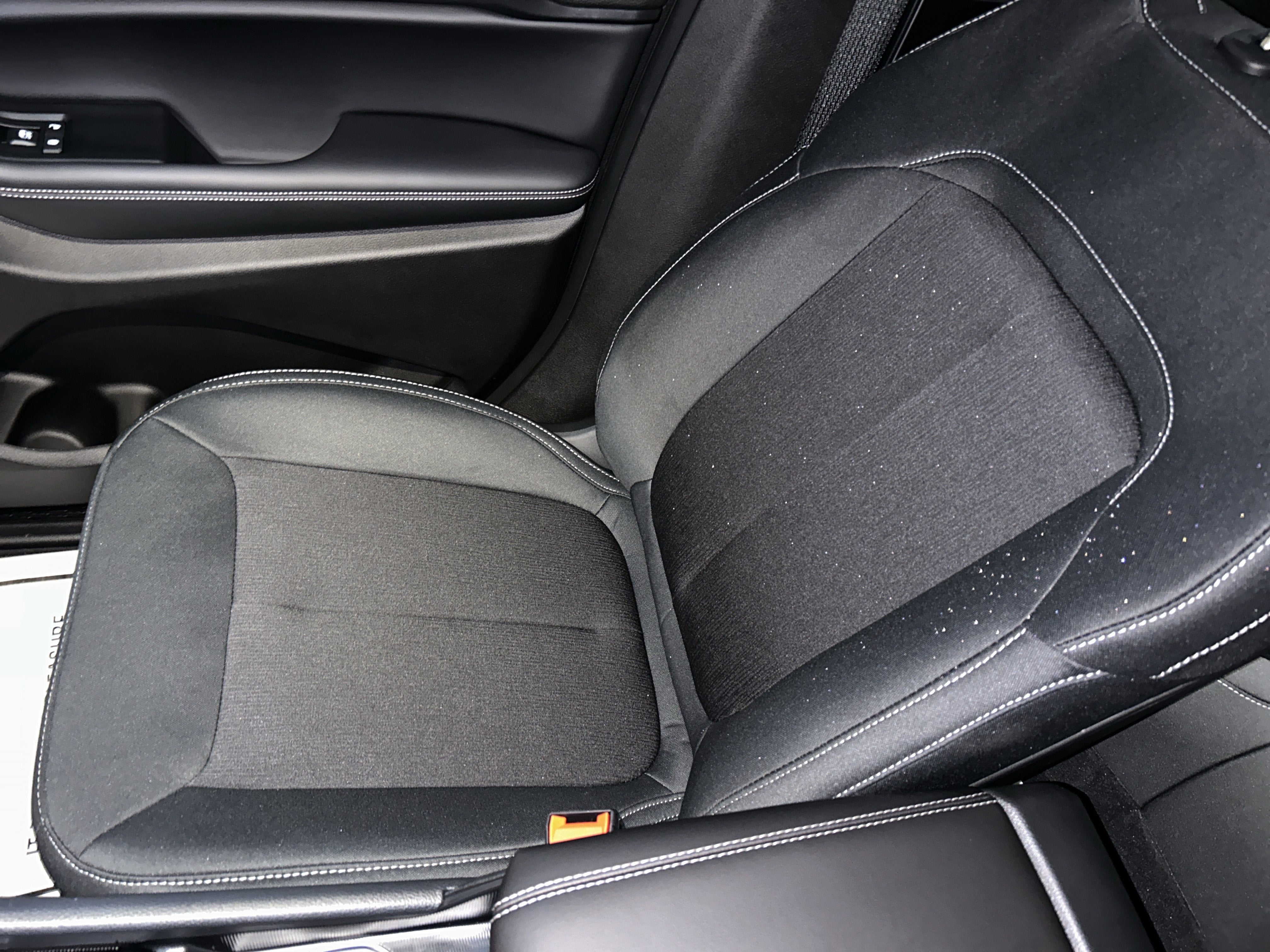 2025 Jeep Grand Cherokee Base