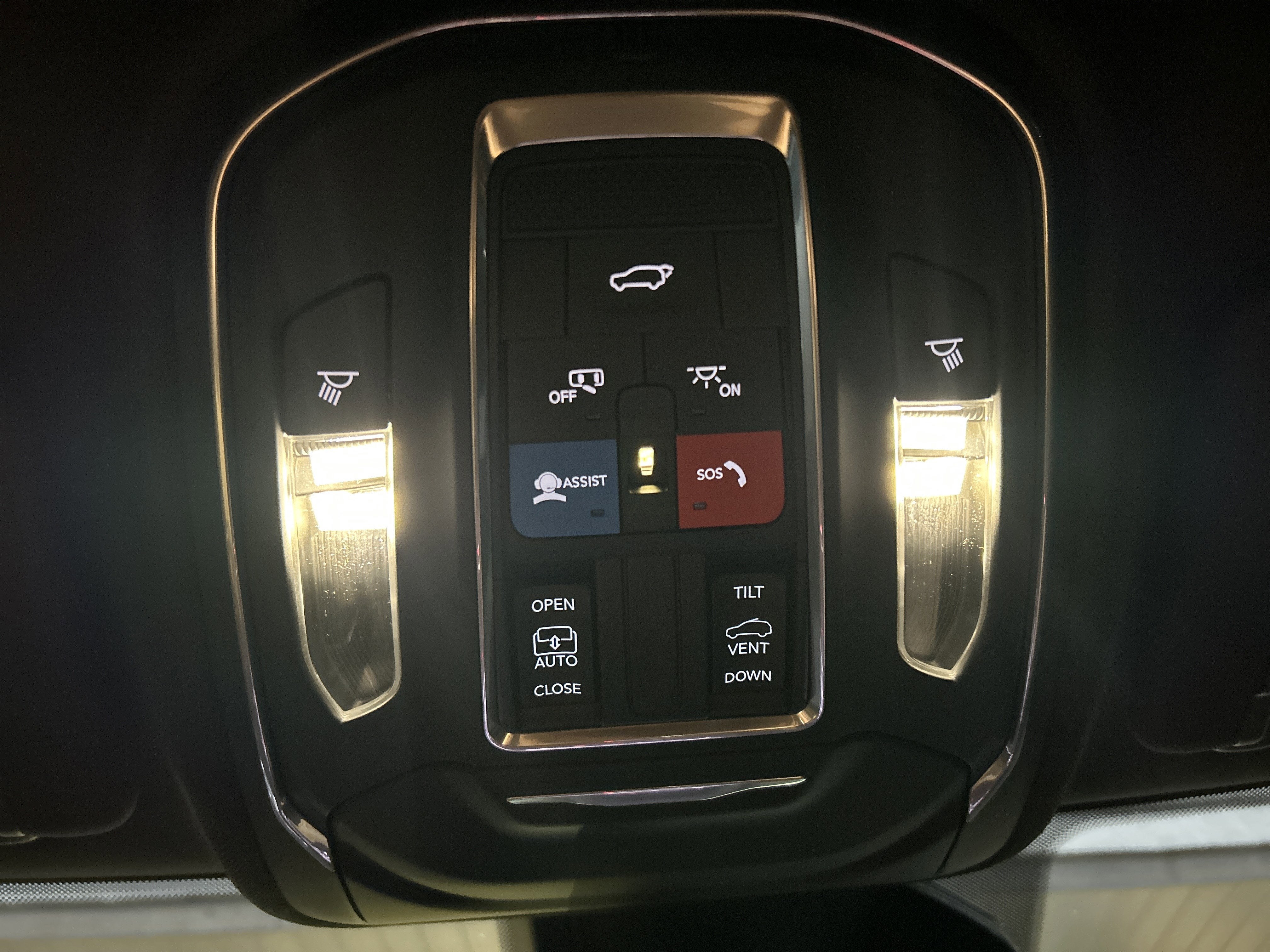 2025 Jeep Grand Cherokee Base