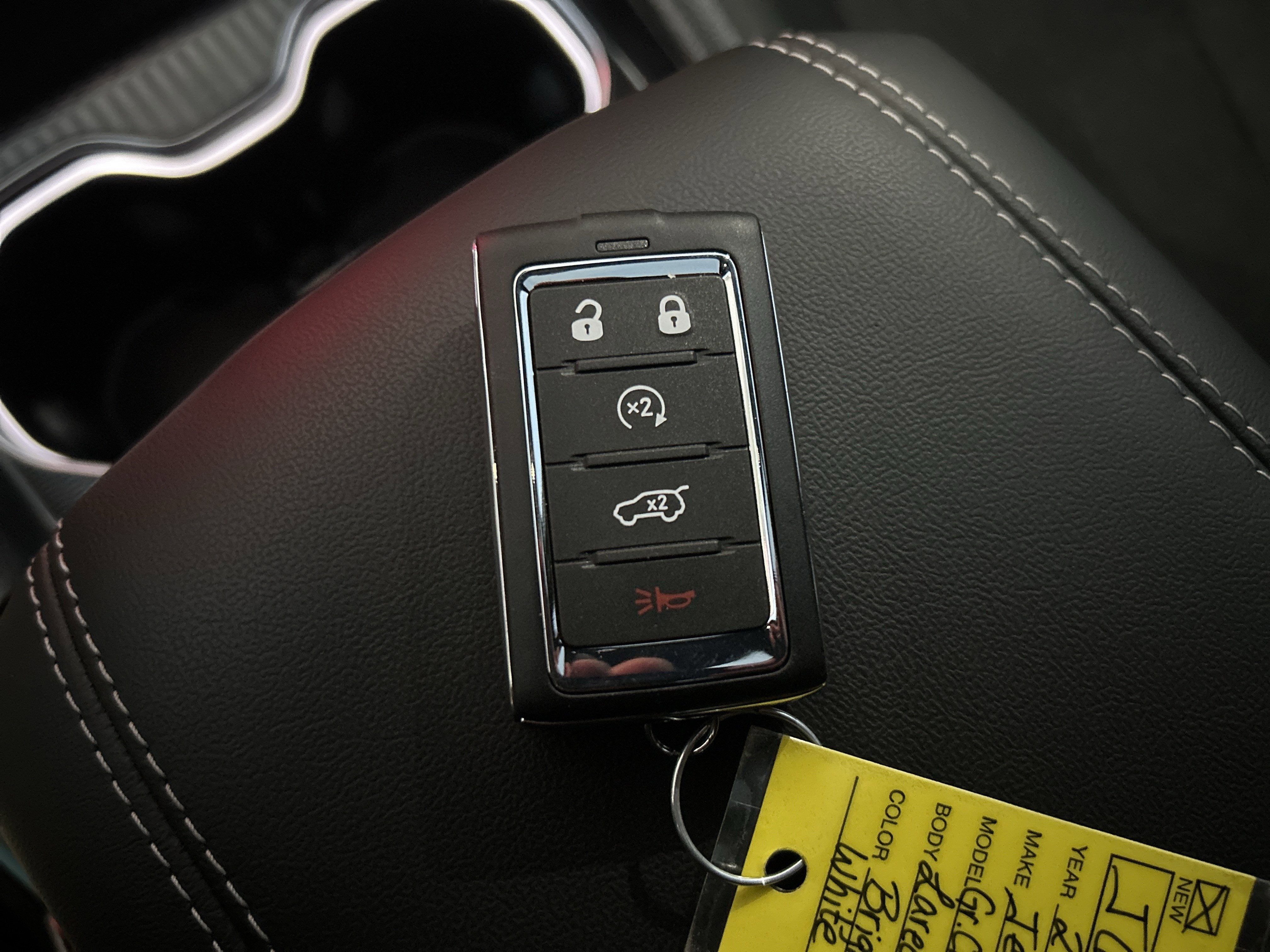 2025 Jeep Grand Cherokee Base