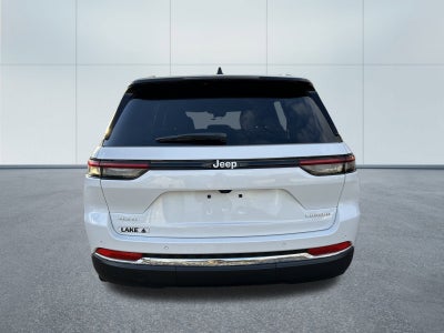 2025 Jeep Grand Cherokee Base