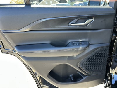 2025 Jeep Grand Cherokee Base