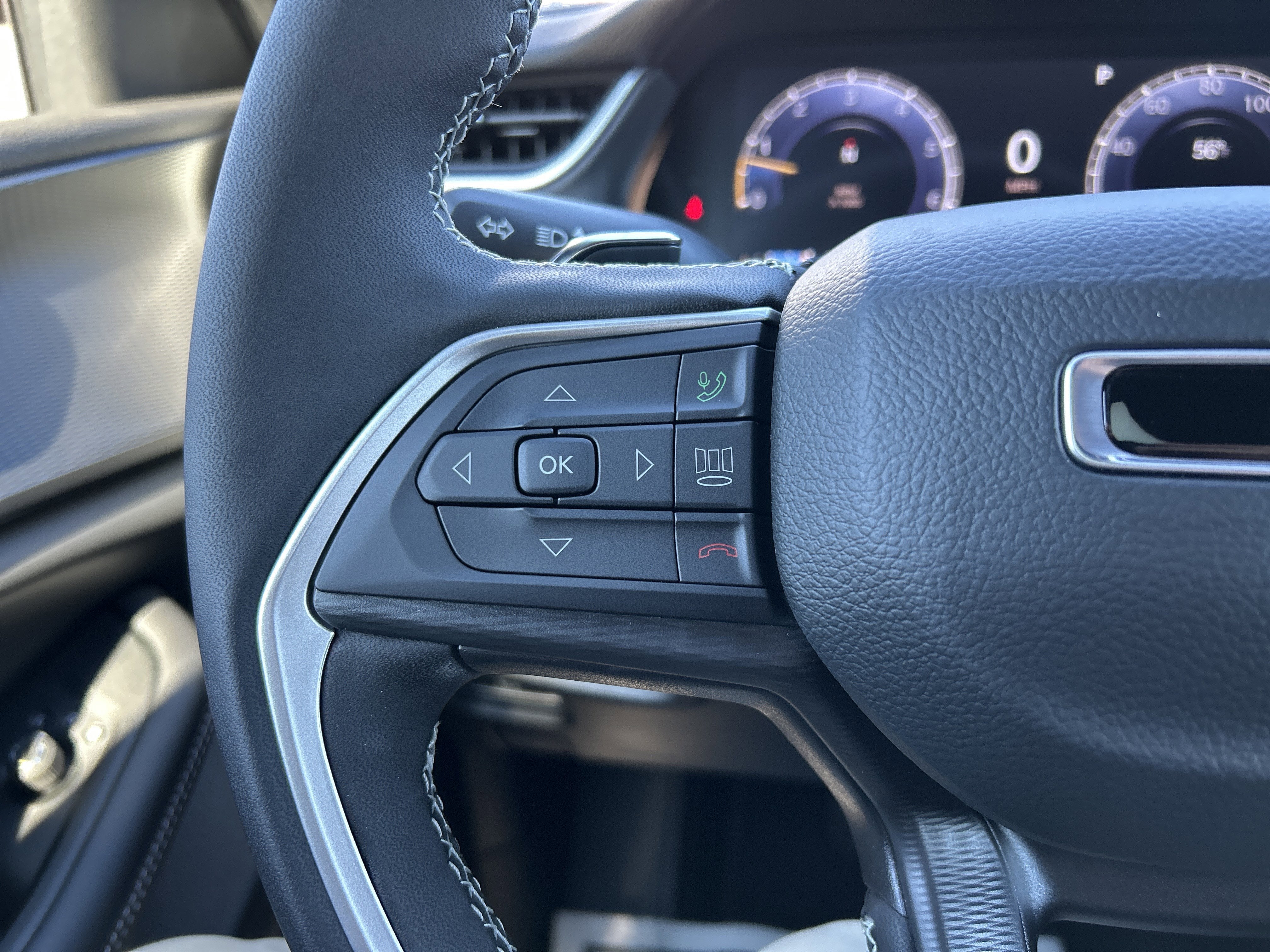 2025 Jeep Grand Cherokee Base