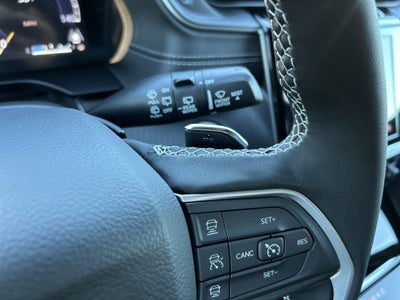 2025 Jeep Grand Cherokee Base