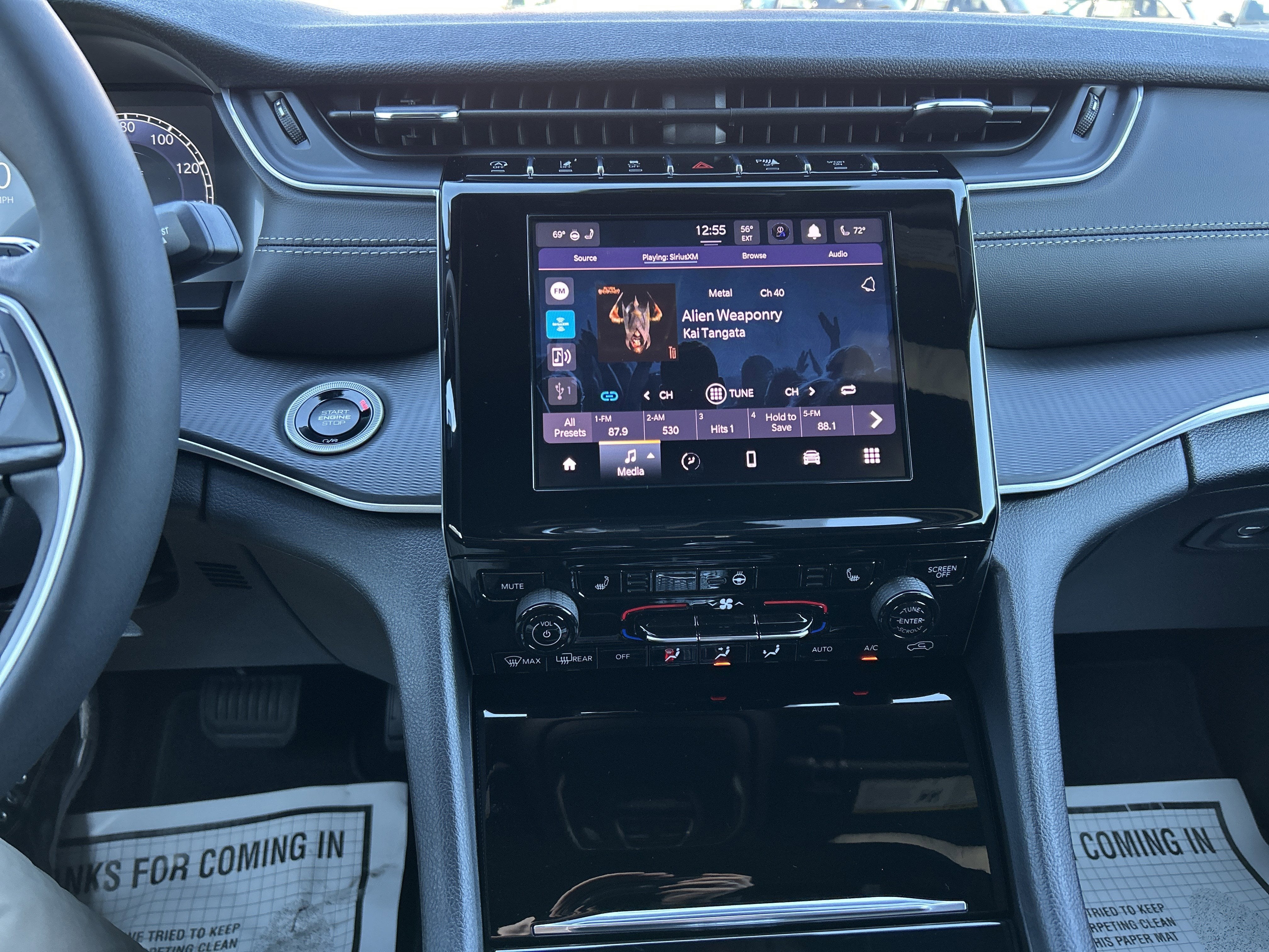 2025 Jeep Grand Cherokee Base