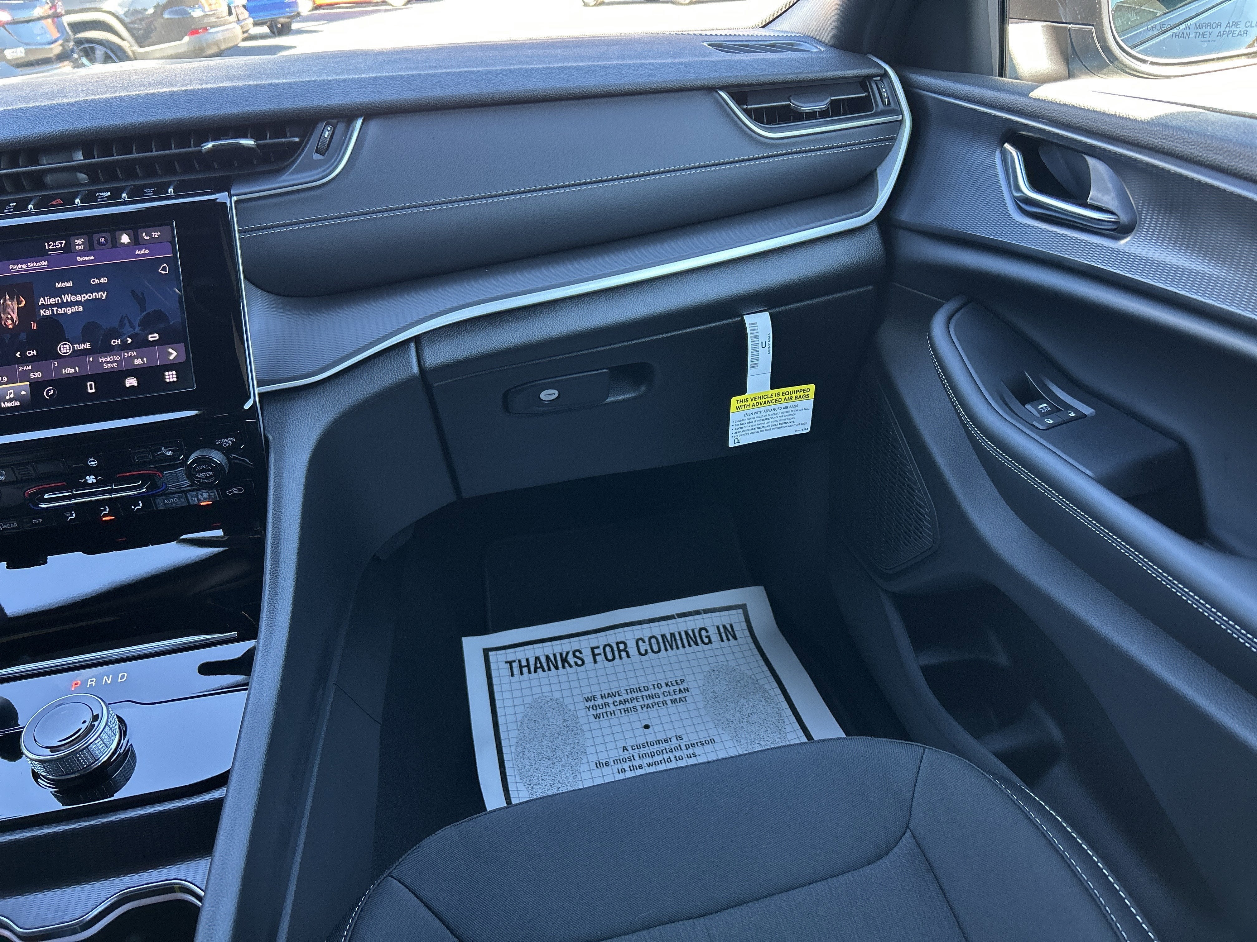 2025 Jeep Grand Cherokee Base