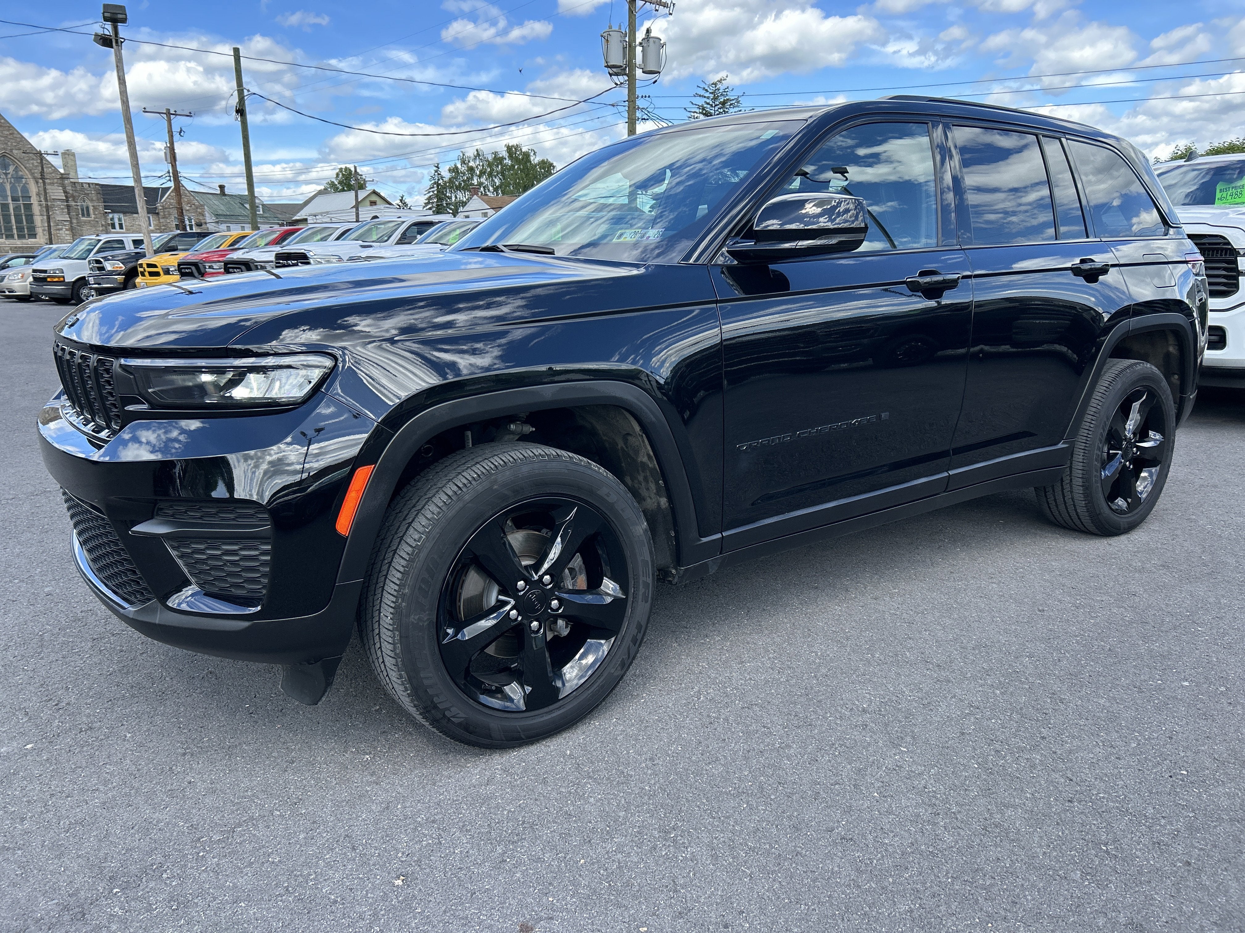2023 Jeep GRAND CHEROKEE ALTITUDE