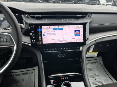 2026 Jeep Grand Cherokee Laredo Altitude