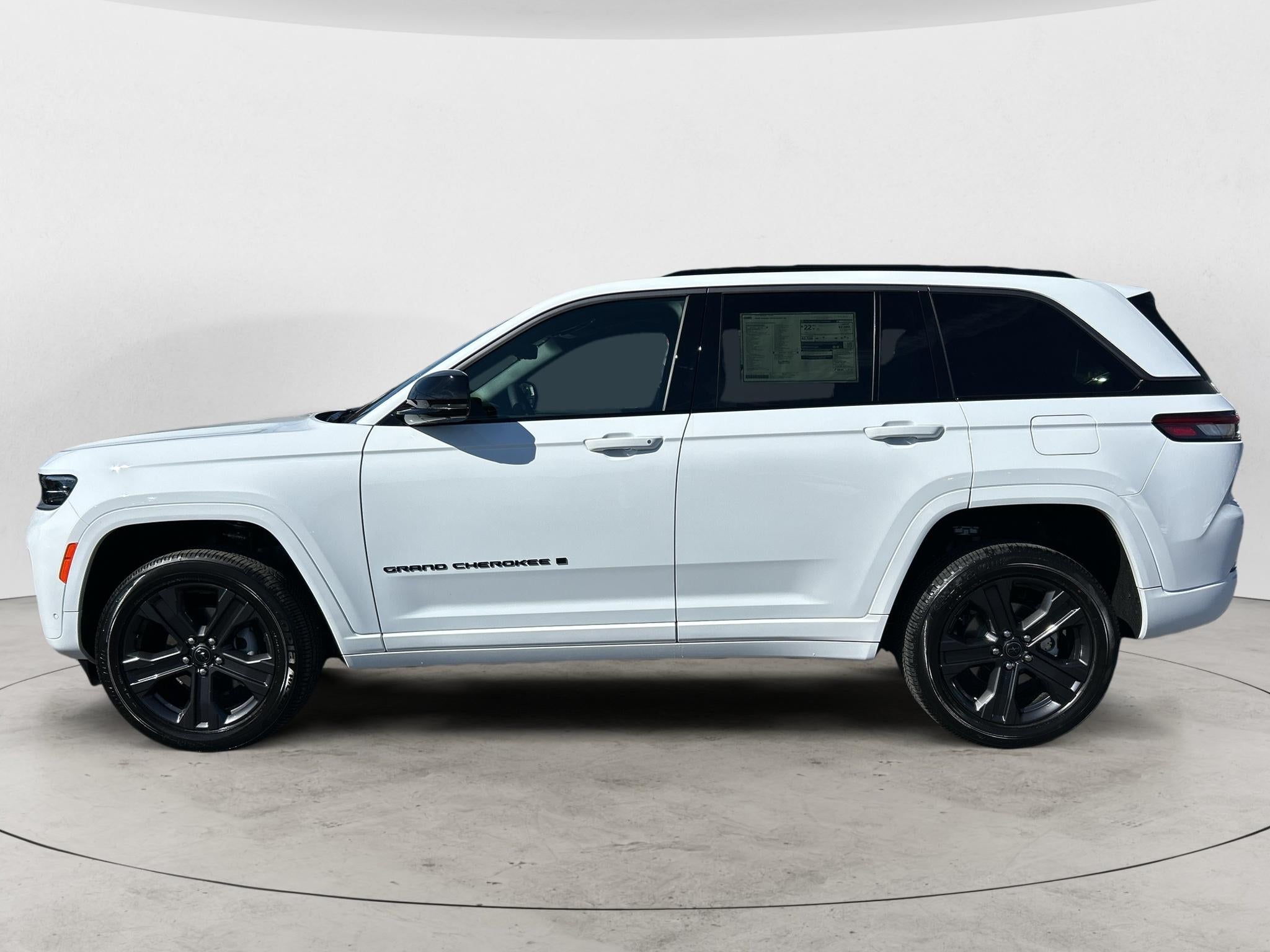2027 Jeep Grand Cherokee Limited Reserve