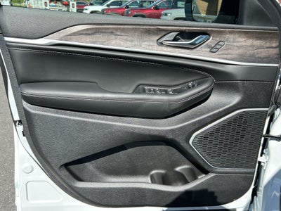 2027 Jeep Grand Cherokee Limited Reserve
