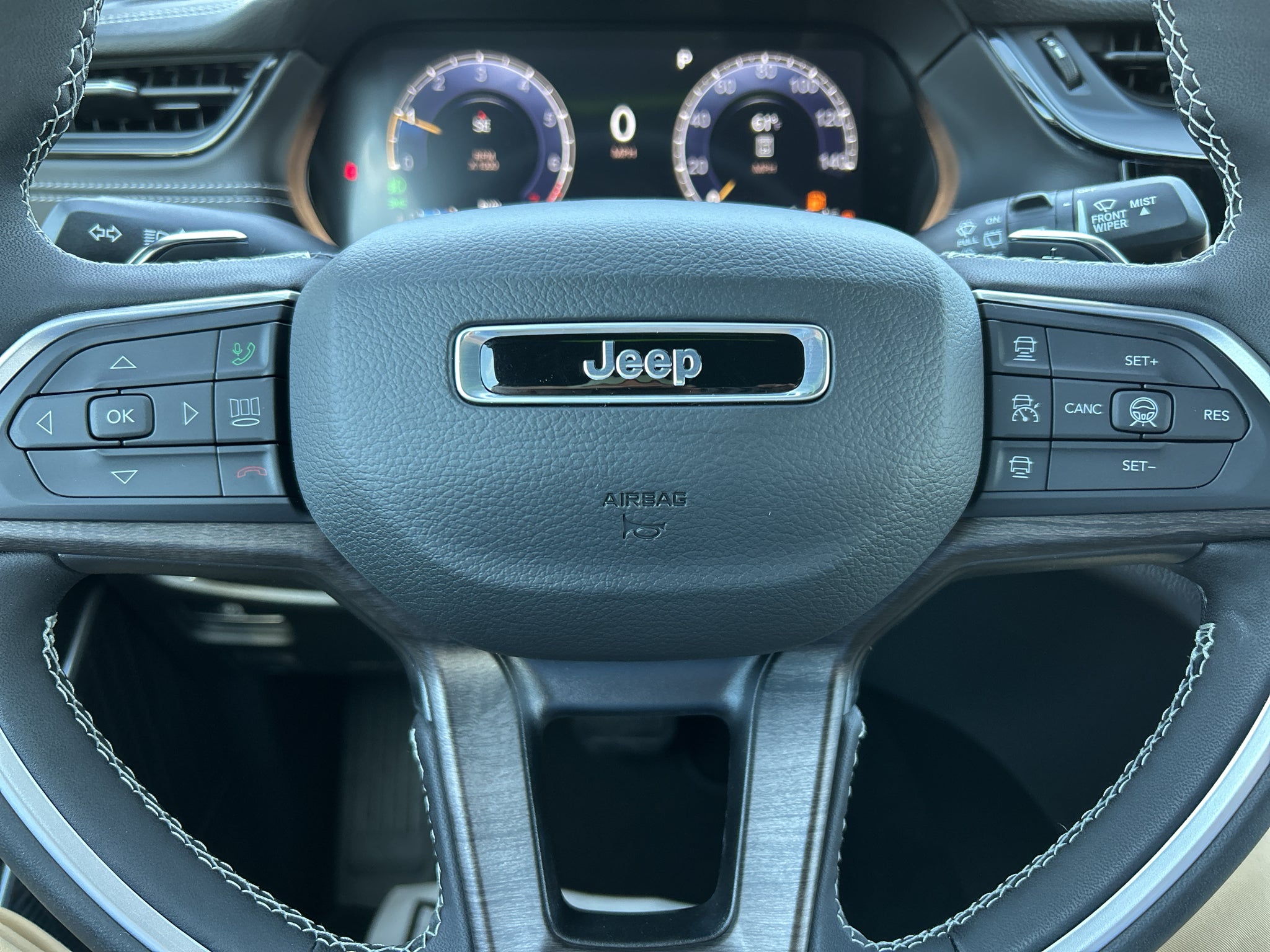 2027 Jeep Grand Cherokee Limited Reserve