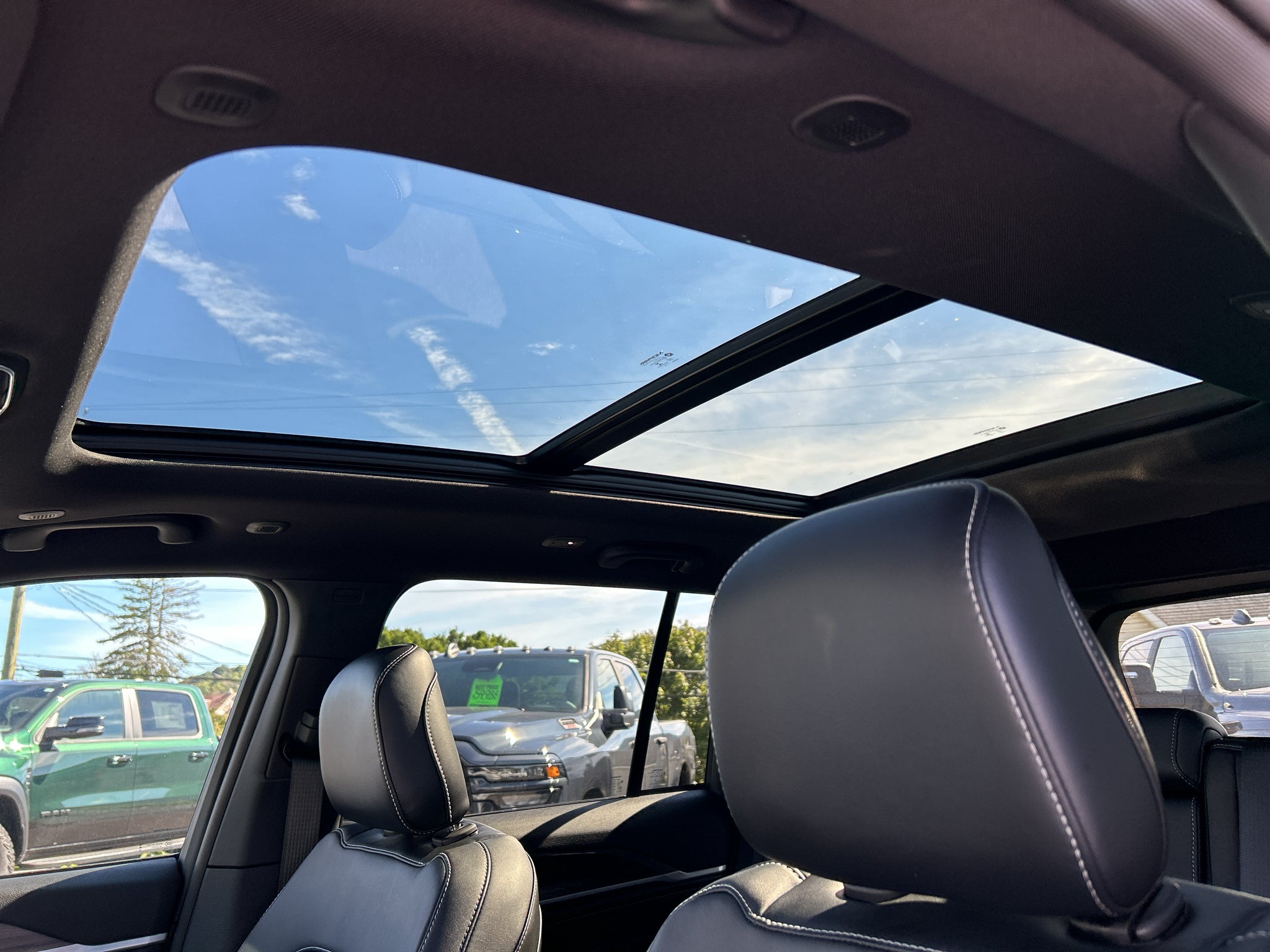 2027 Jeep Grand Cherokee Limited Reserve