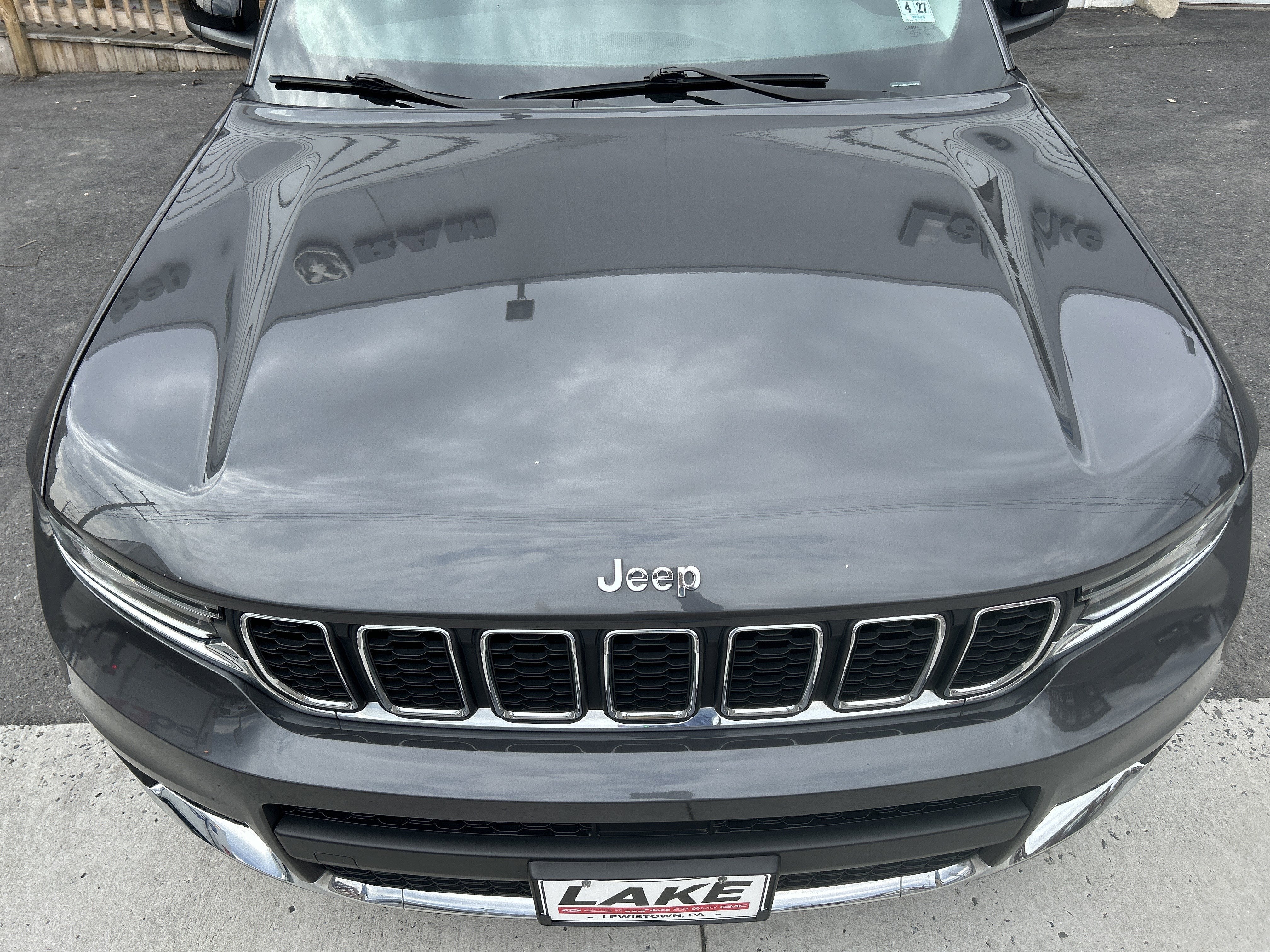 2022 Jeep GRAND CHEROKEE L LAREDO