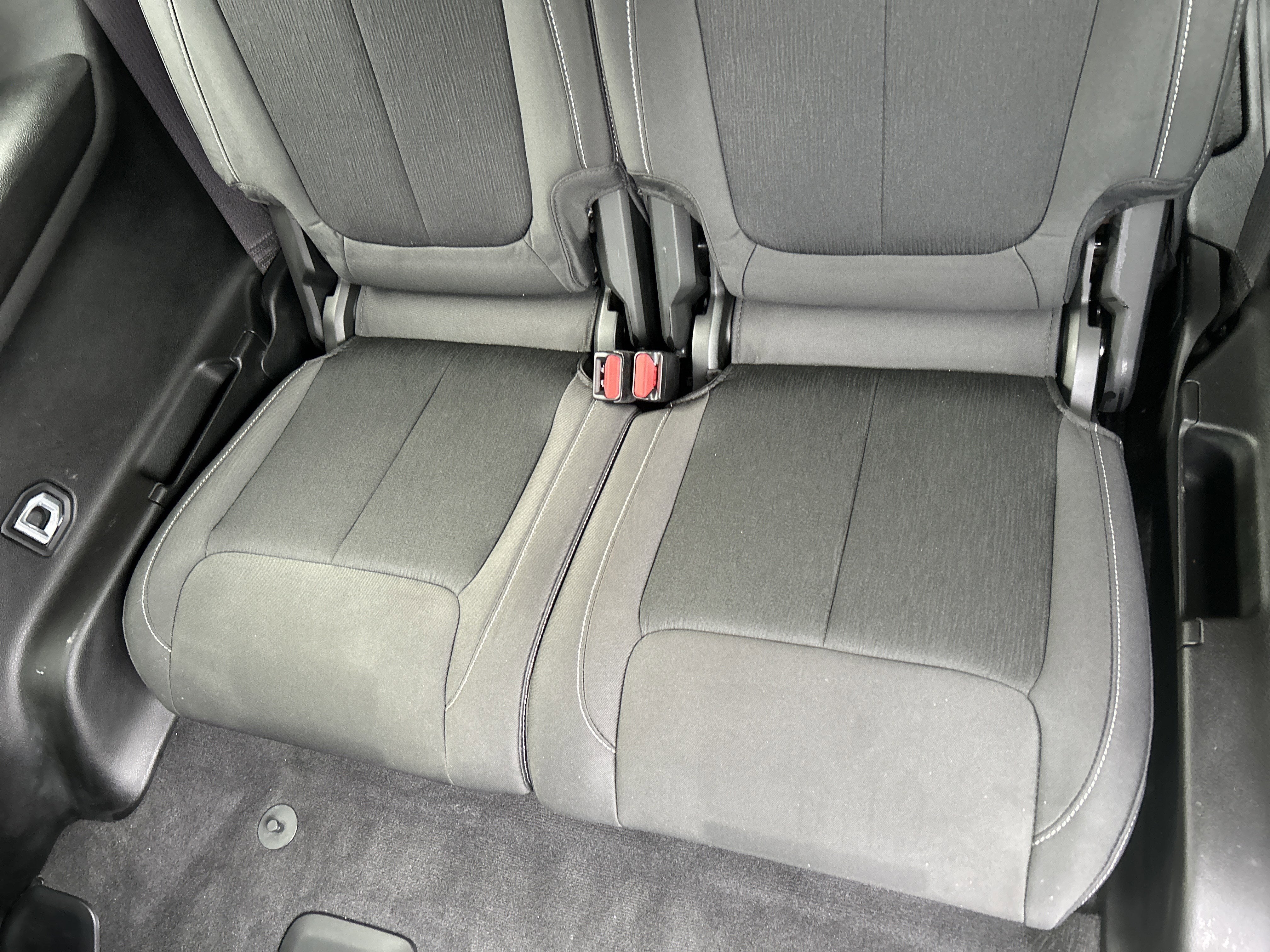 2022 Jeep GRAND CHEROKEE L LAREDO