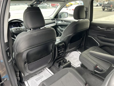 2022 Jeep GRAND CHEROKEE L LAREDO