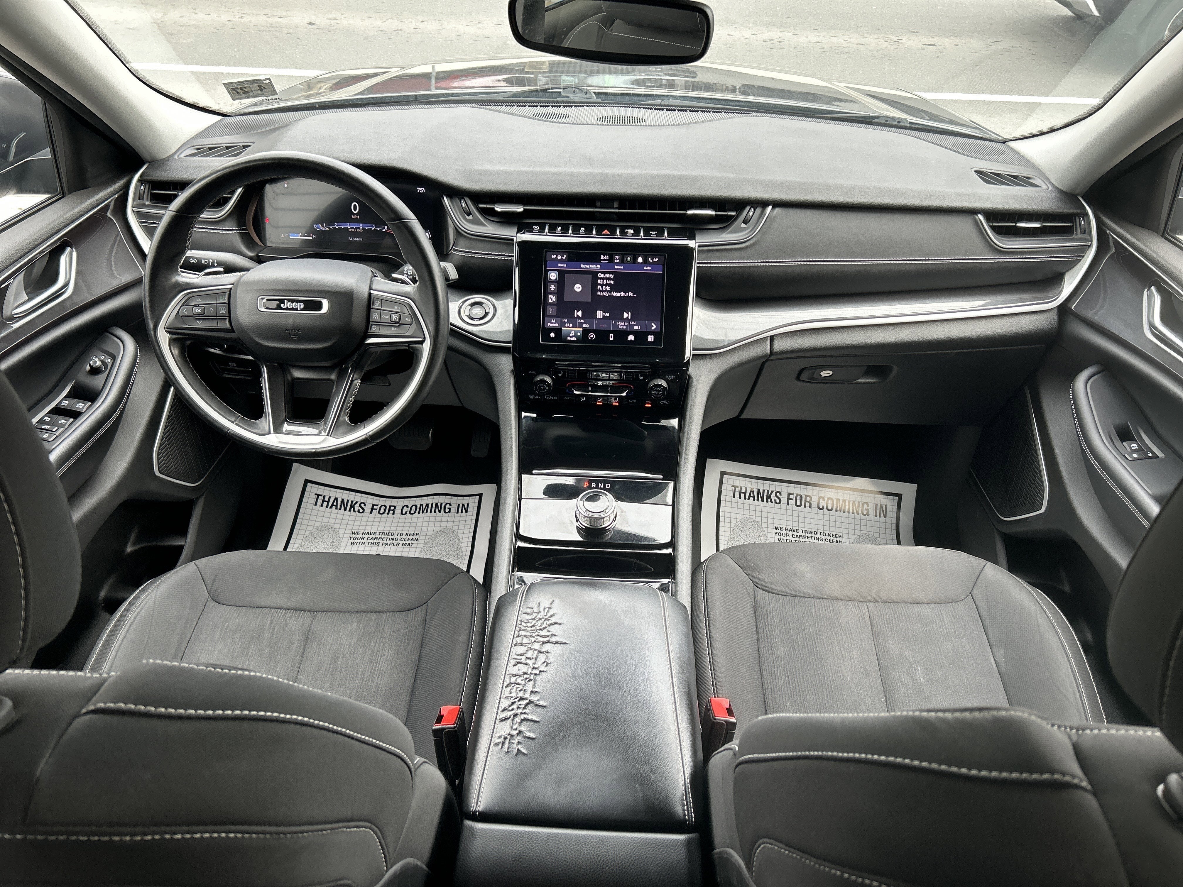 2022 Jeep GRAND CHEROKEE L LAREDO