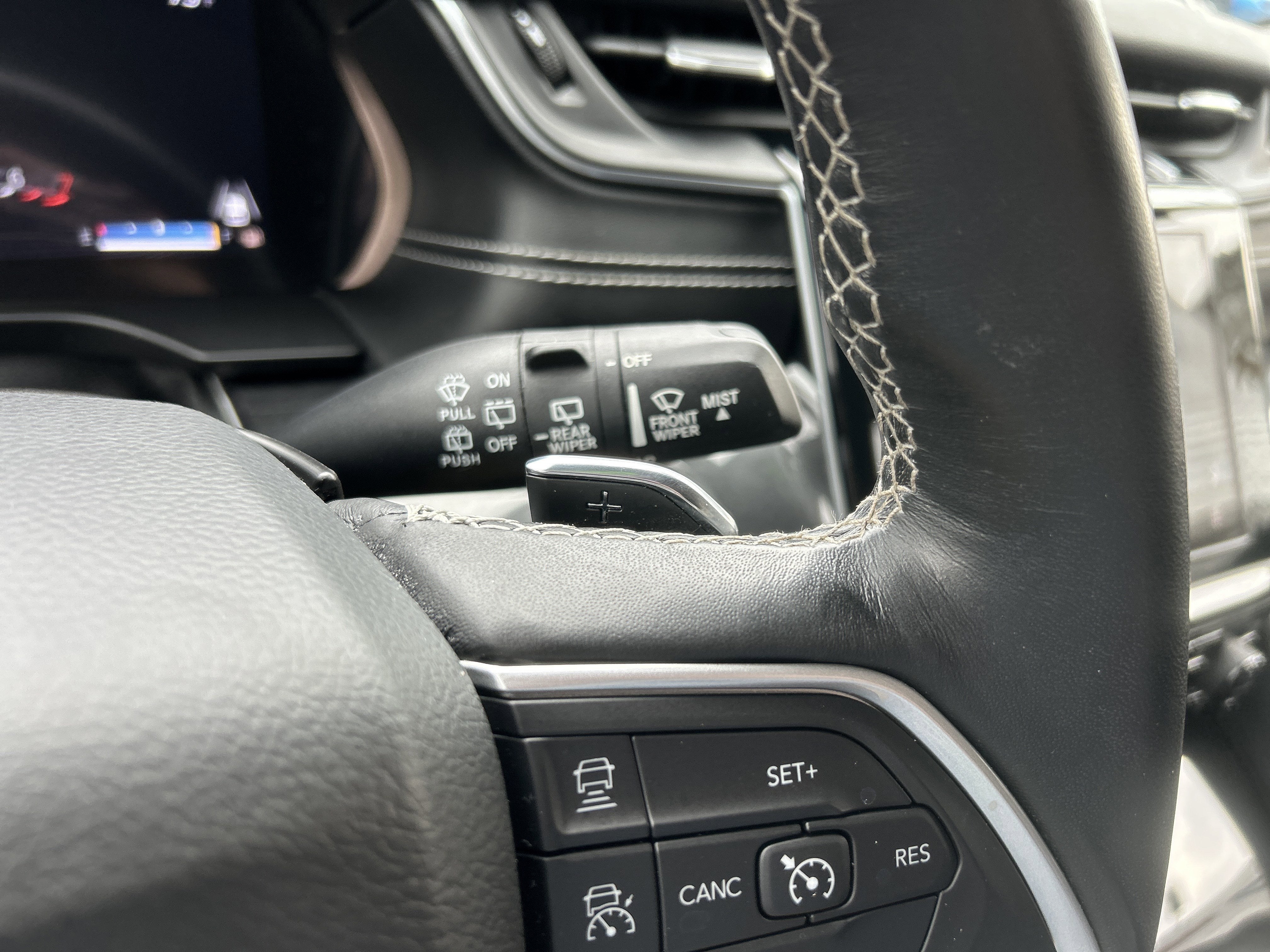 2022 Jeep GRAND CHEROKEE L LAREDO