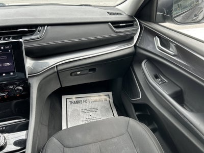 2022 Jeep GRAND CHEROKEE L LAREDO