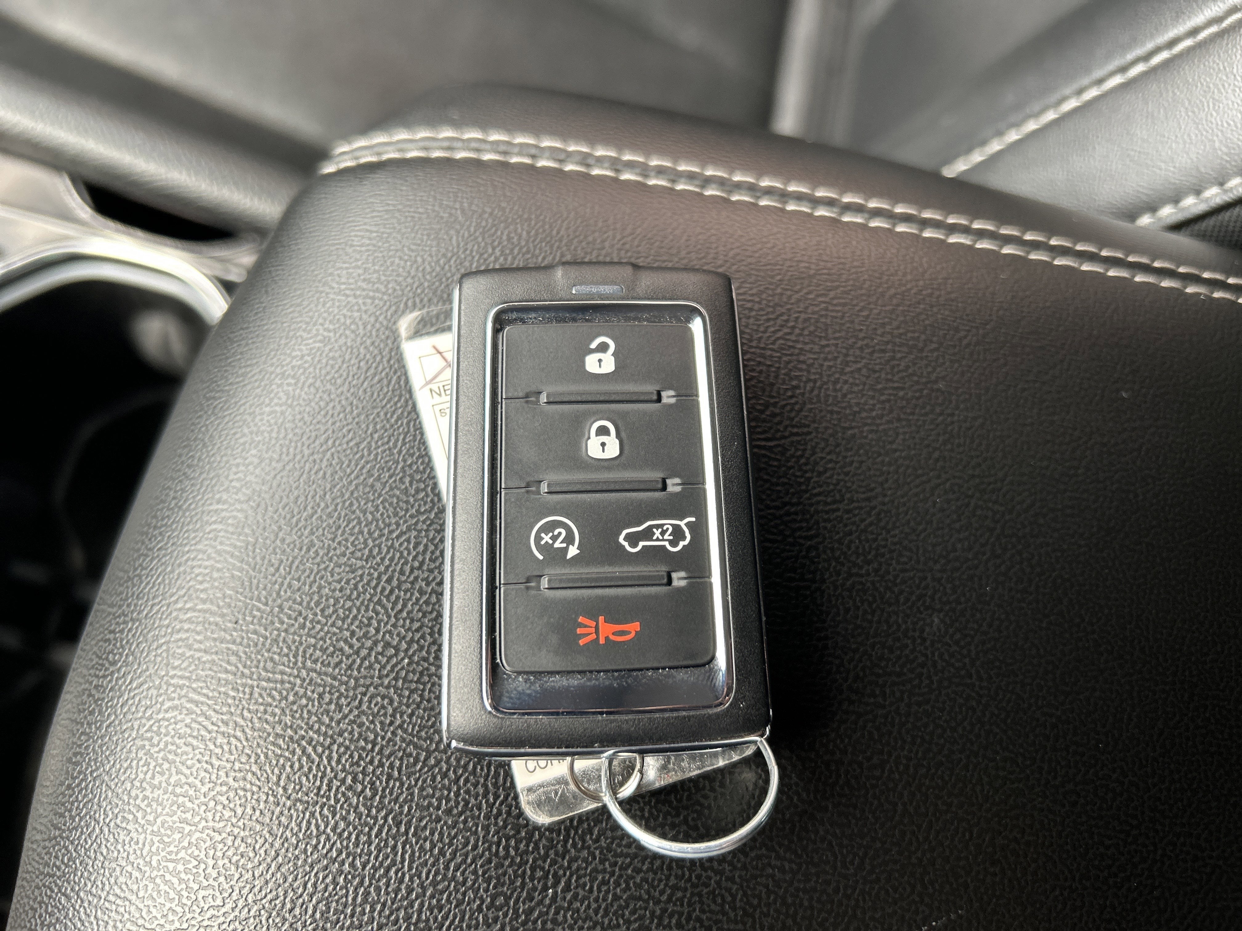 2022 Jeep GRAND CHEROKEE L LIMITED