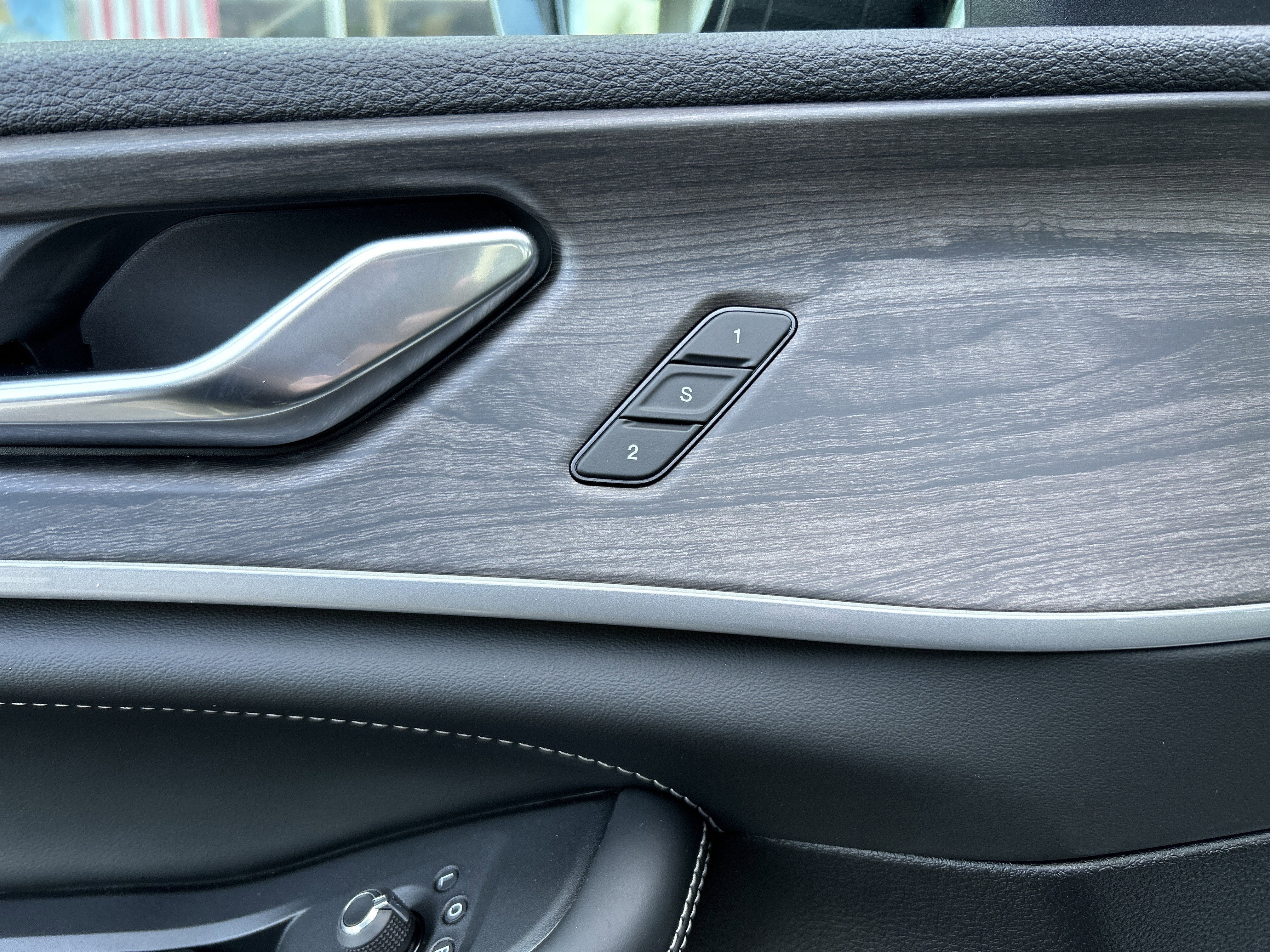 2026 Jeep Grand Cherokee L Limited Reserve