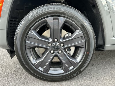 2027 Jeep Grand Cherokee L Limited Reserve