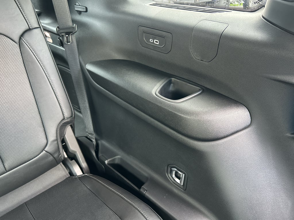 2027 Jeep Grand Cherokee L Limited Reserve