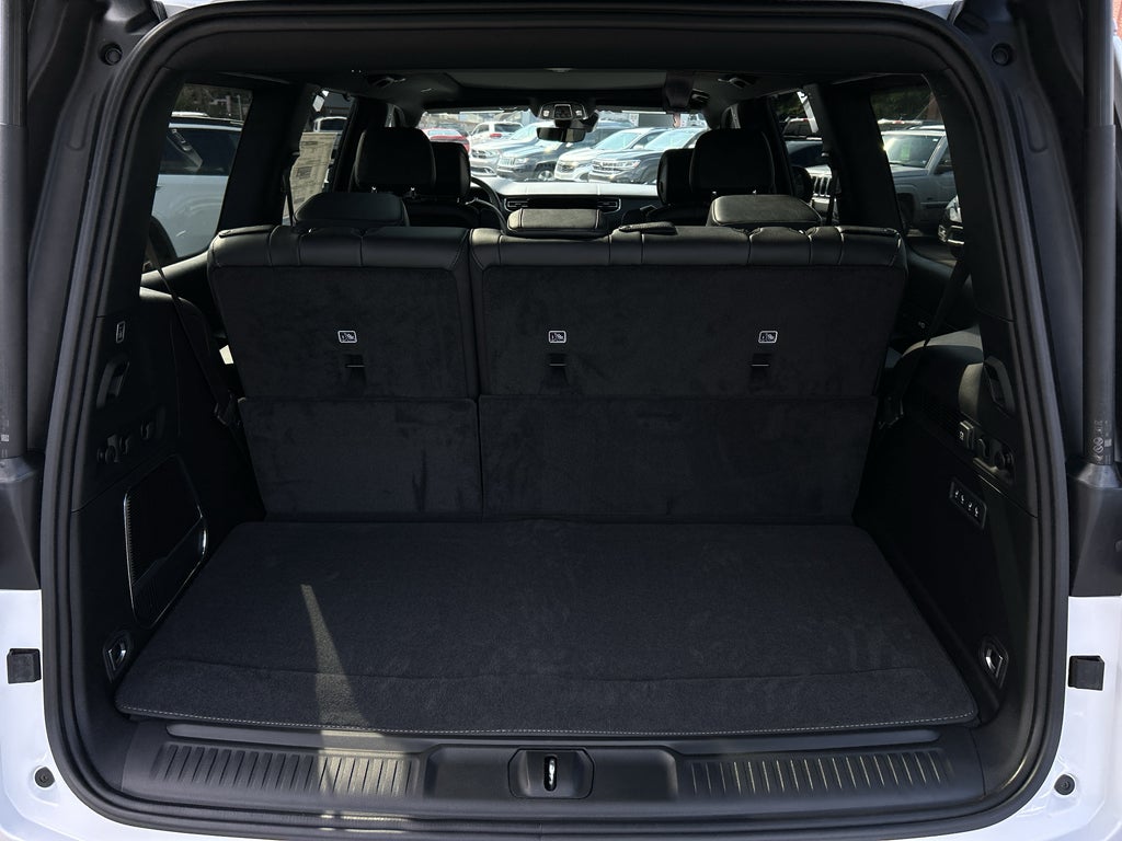 2026 Jeep Grand Wagoneer Limited Reserve
