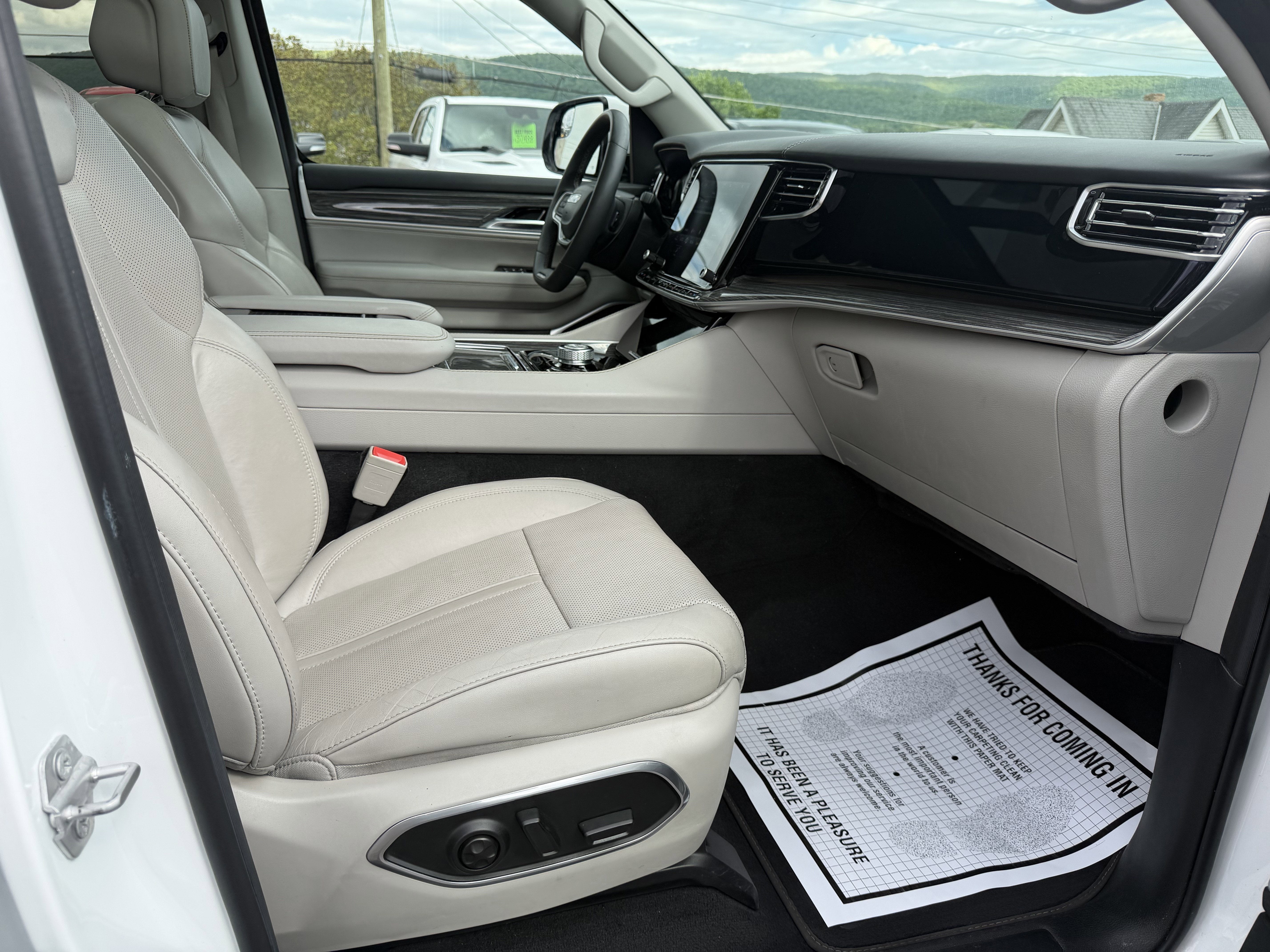 2022 Jeep WAGONEER SERIES II