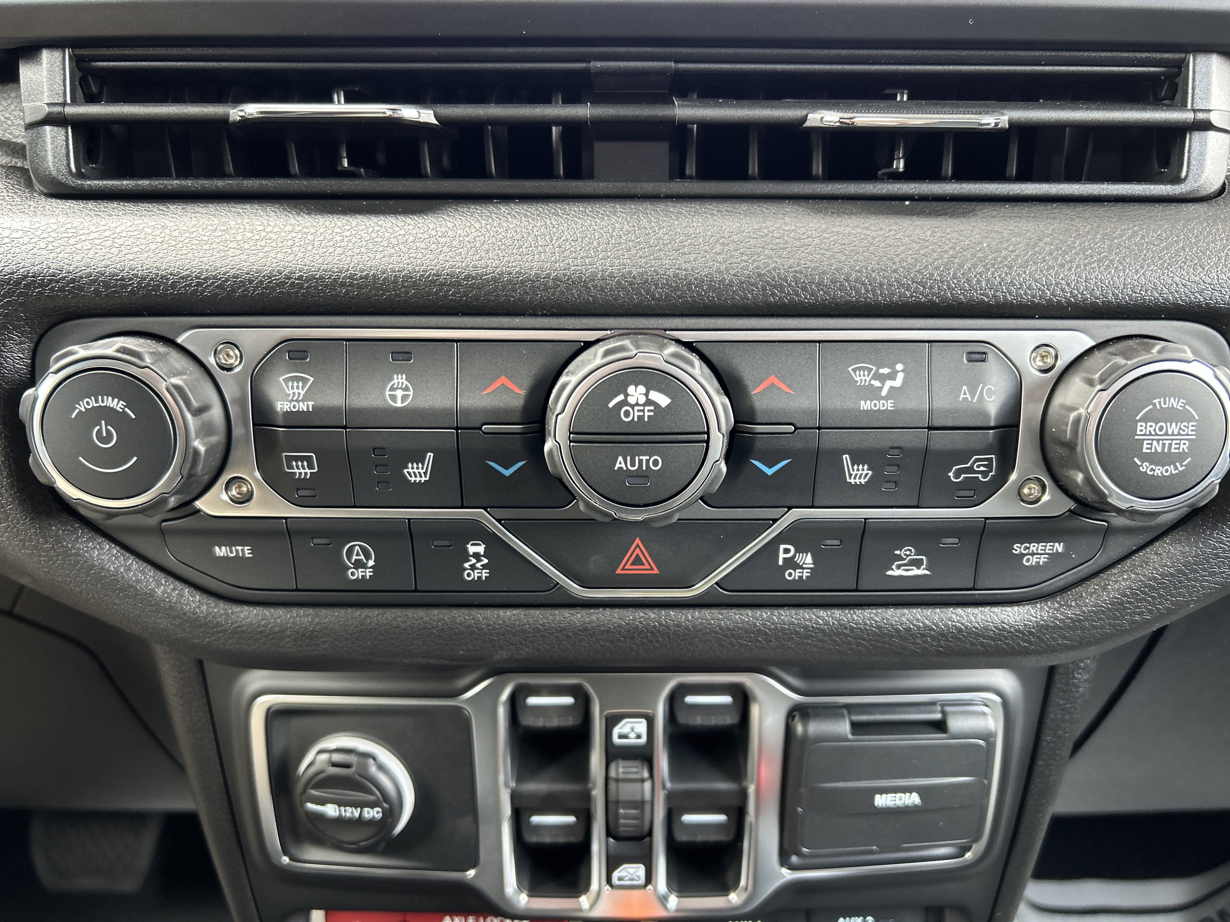 2026 Jeep Gladiator Willys