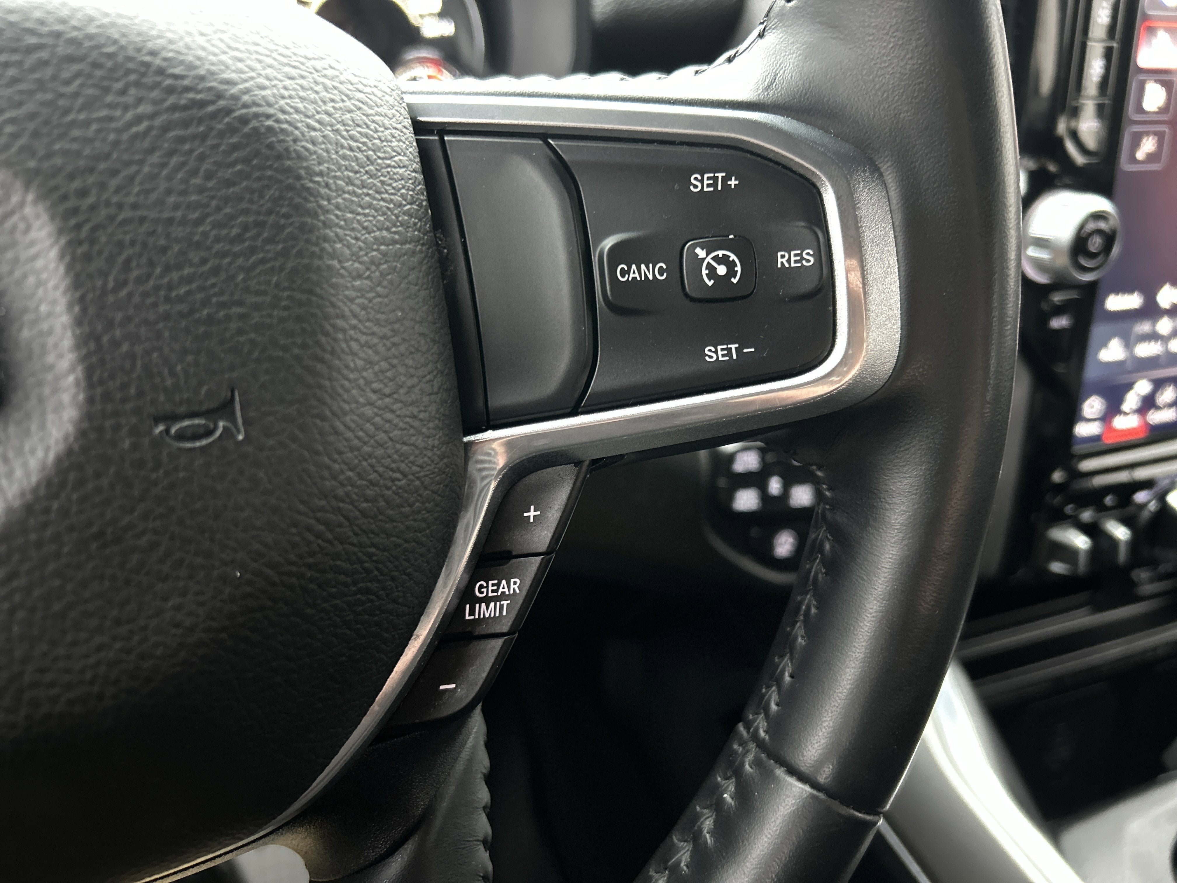 2023 RAM RAM 1500 LARAMIE