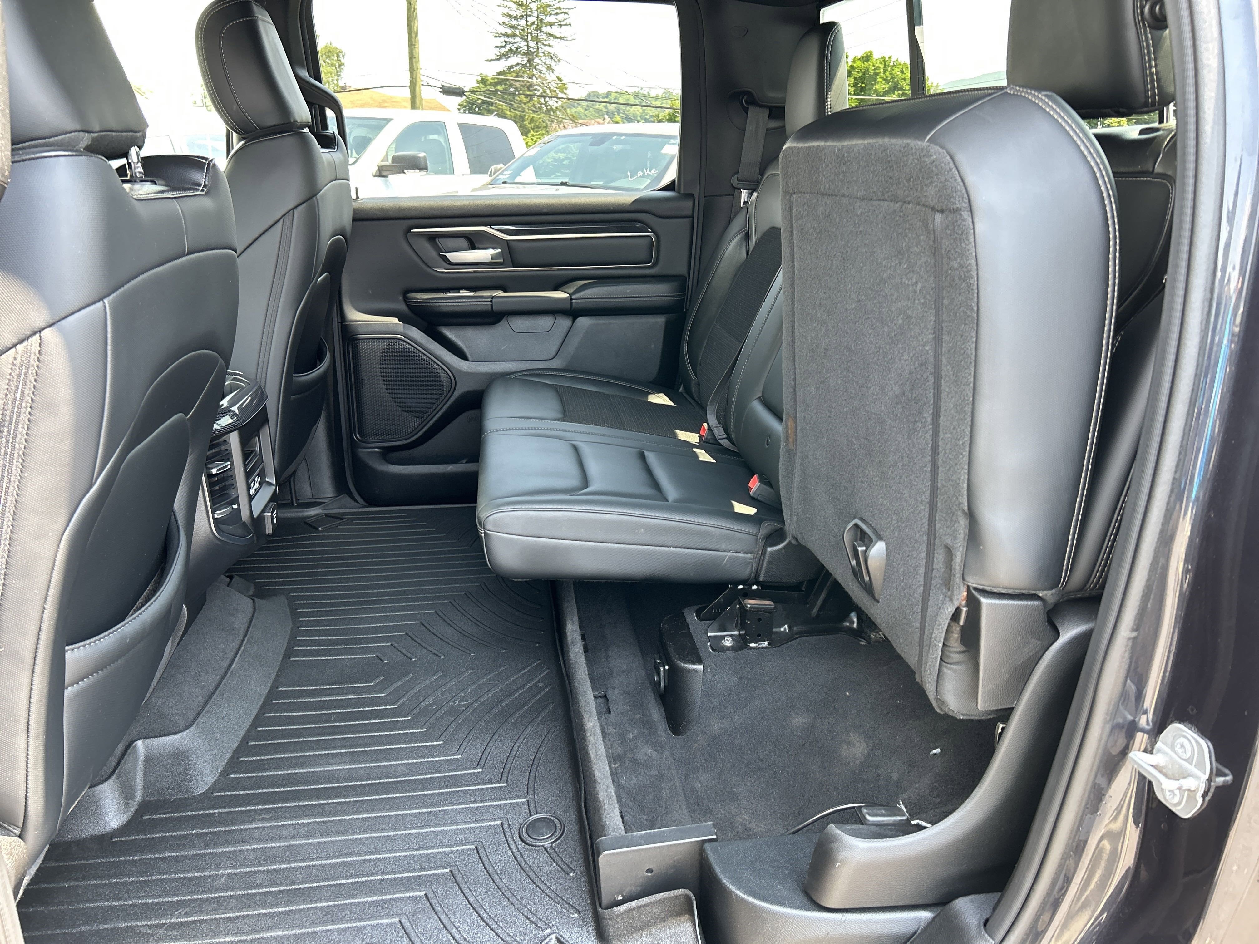 2019 RAM RAM 1500 SPORT