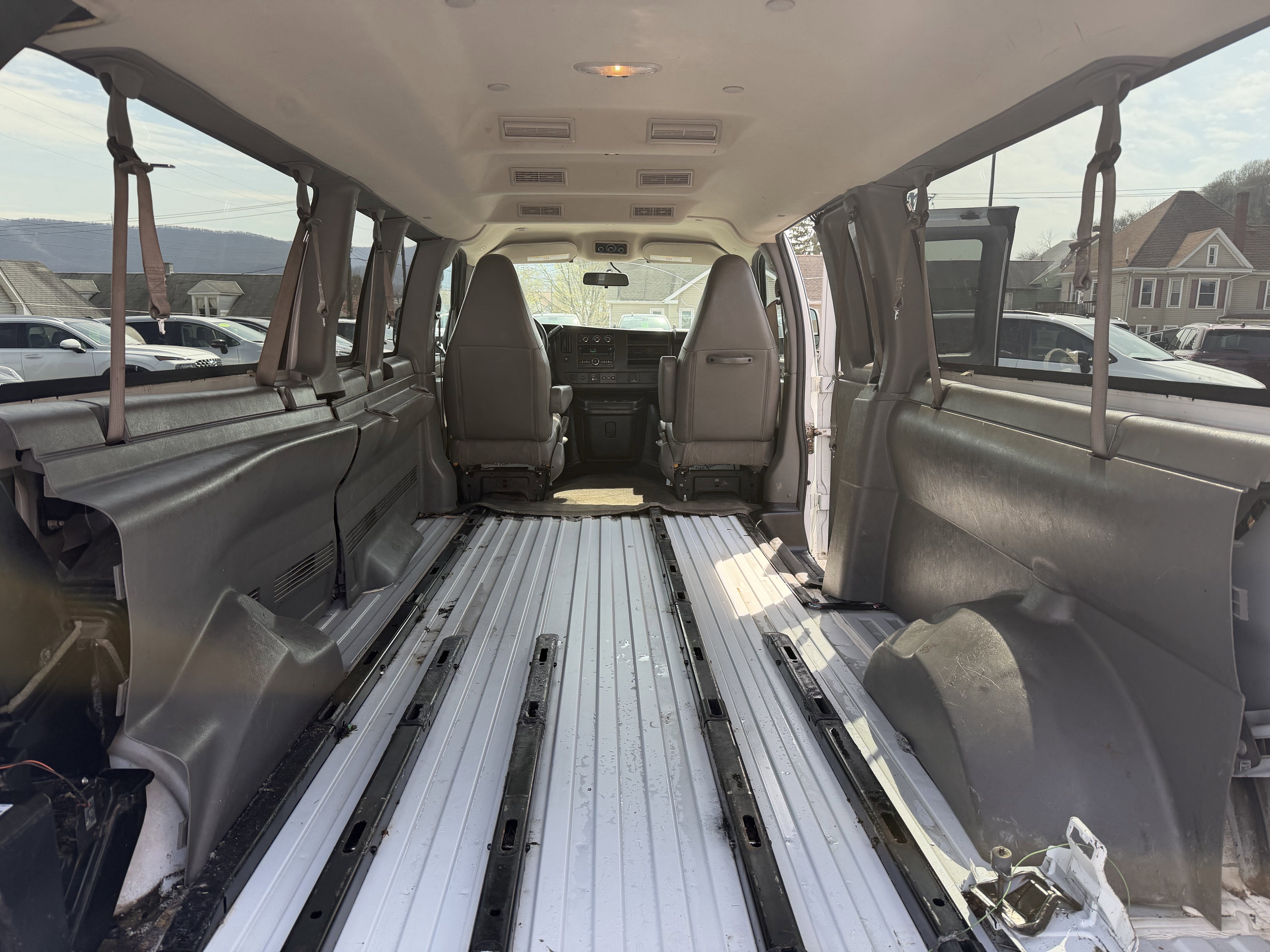 2018 Chevrolet EXPRESS 3500 LT