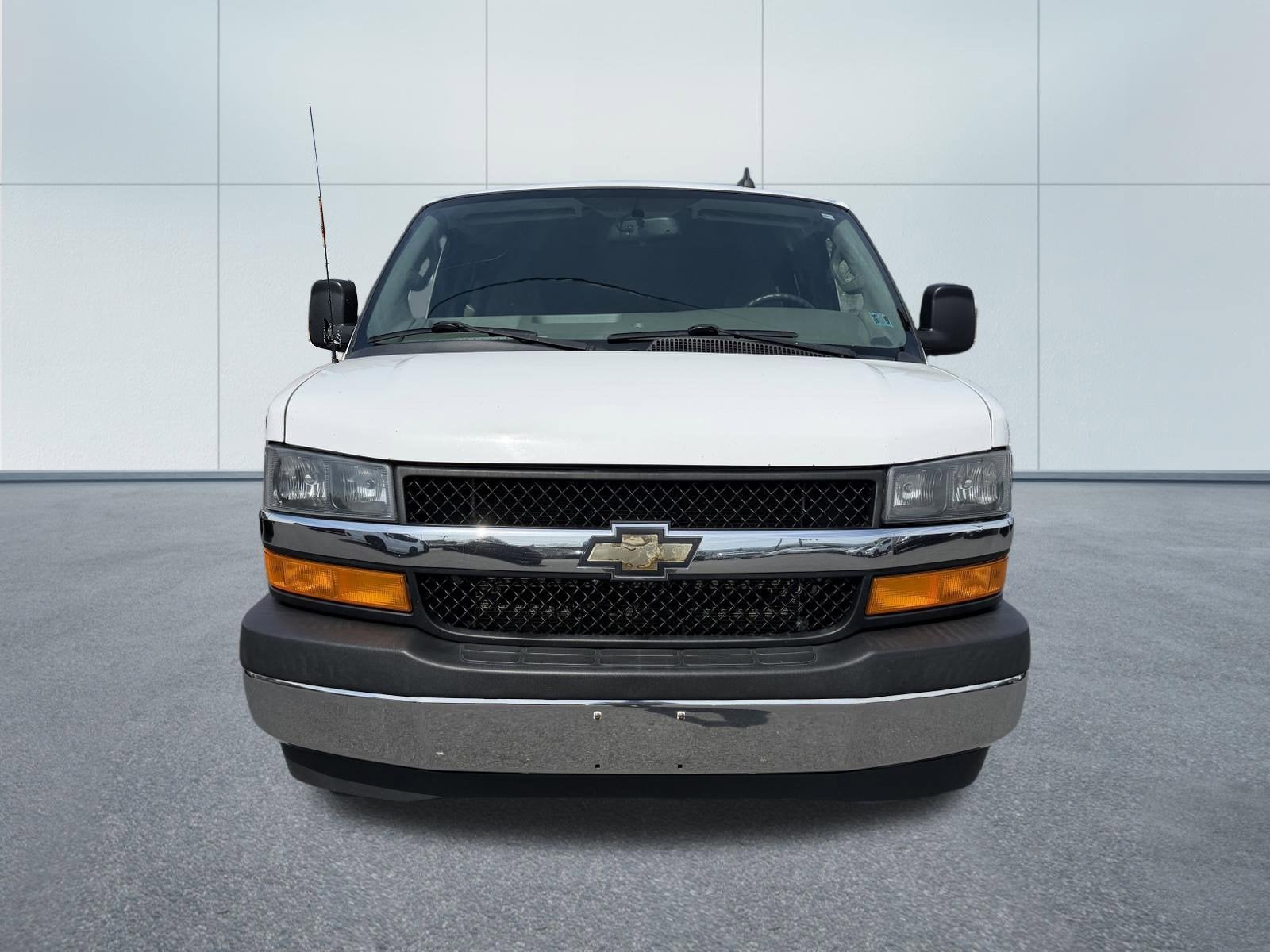 2018 Chevrolet EXPRESS 3500 LT