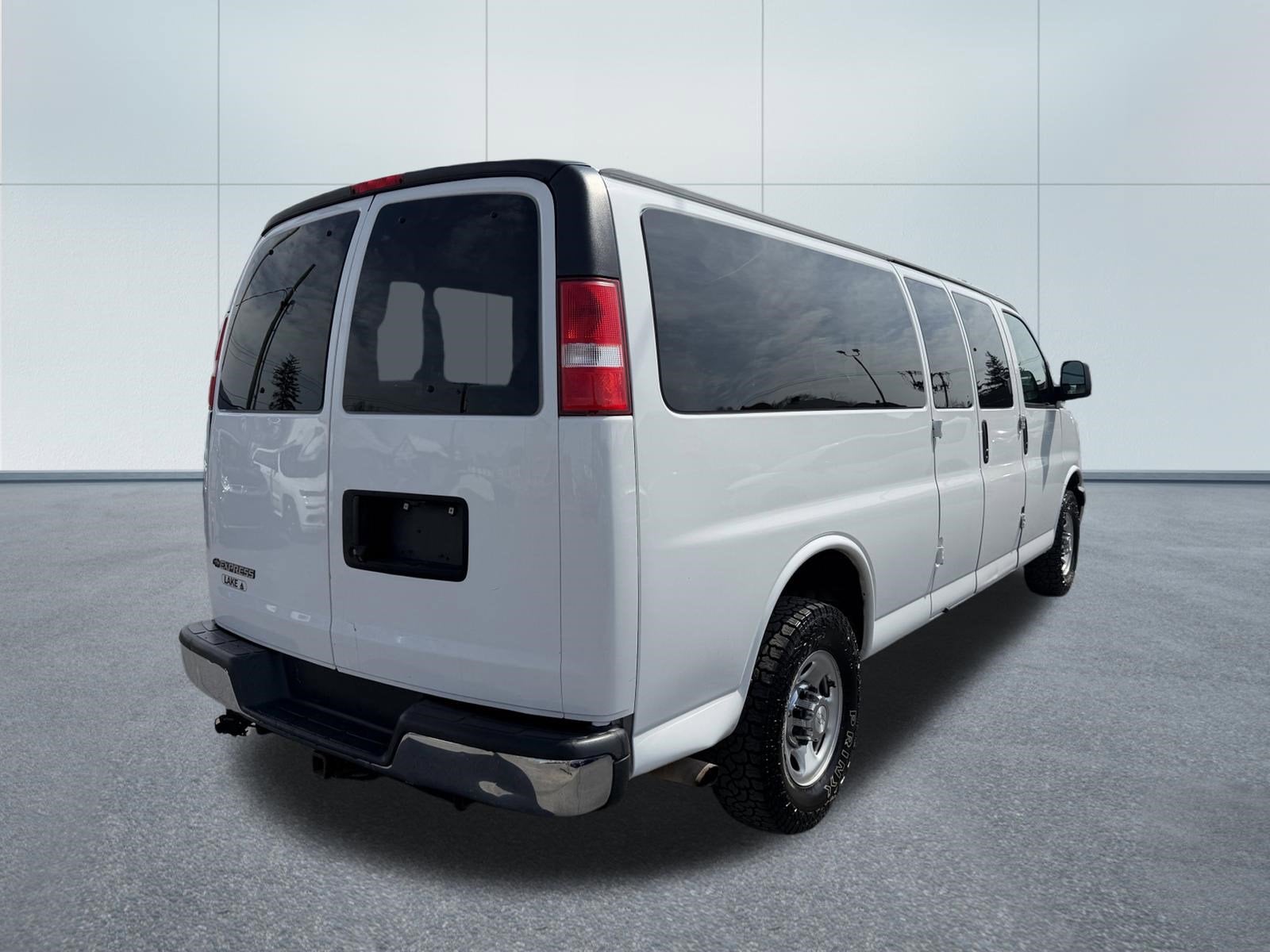2018 Chevrolet EXPRESS 3500 LT