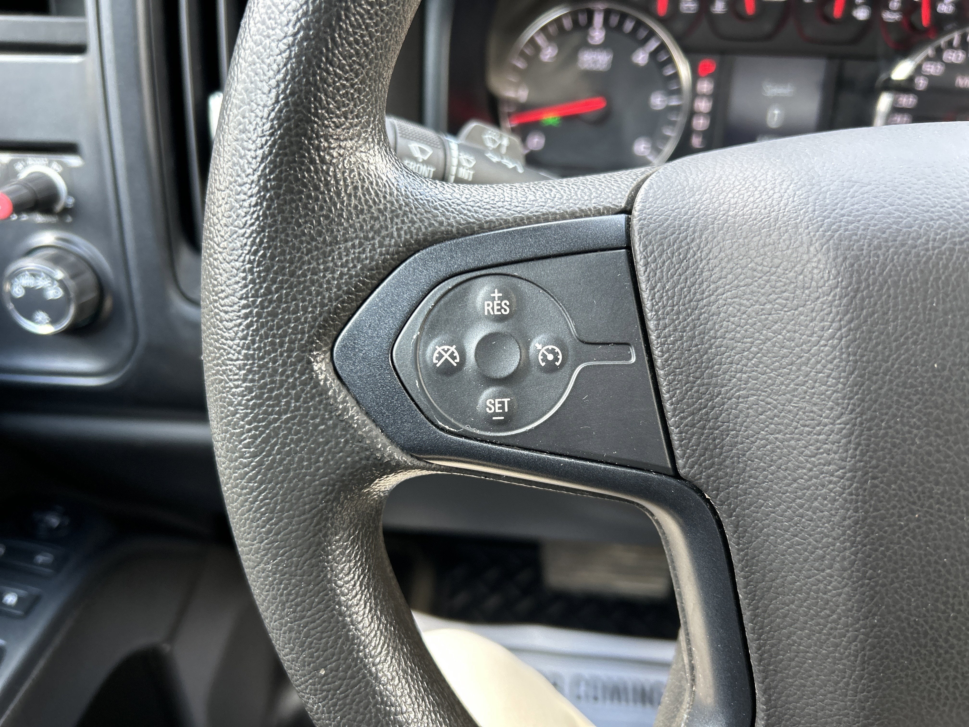 2017 Chevrolet SILVERADO 1500 CUSTOM