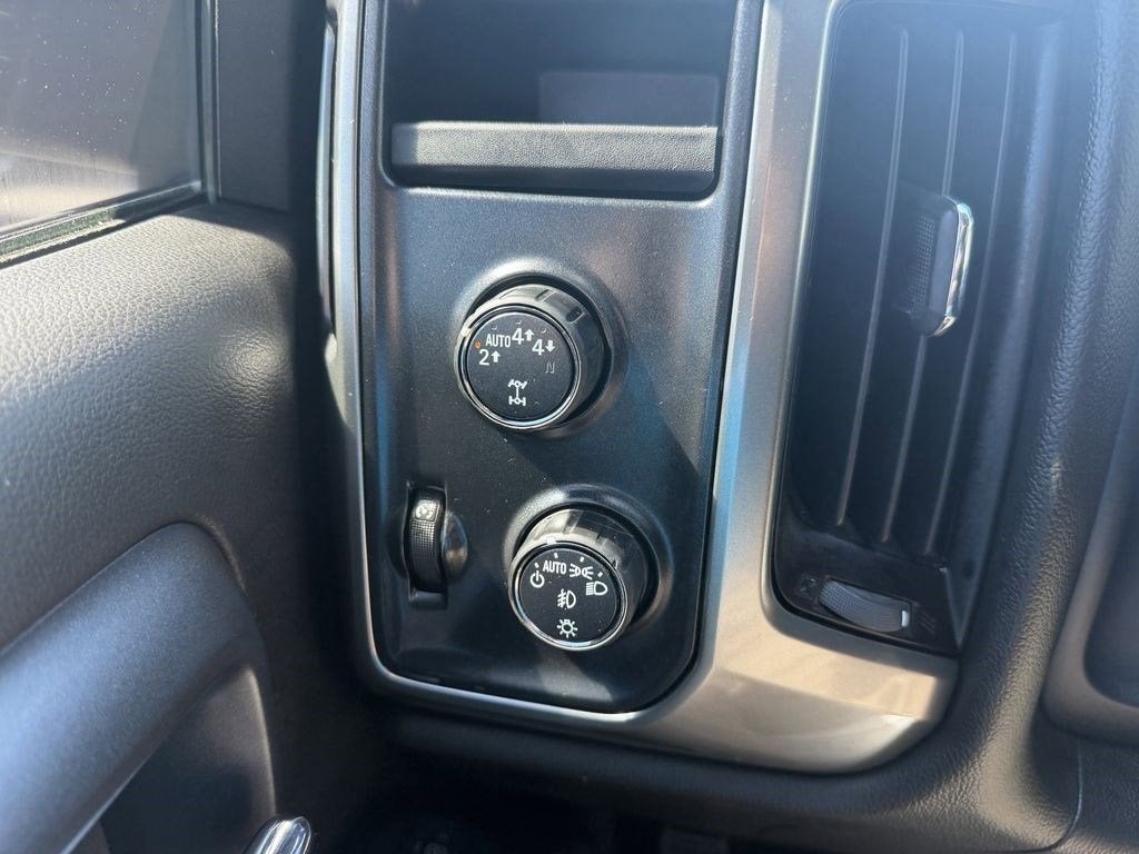 2018 Chevrolet Silverado LT