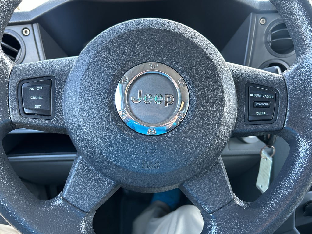 2007 Jeep Commander Sport