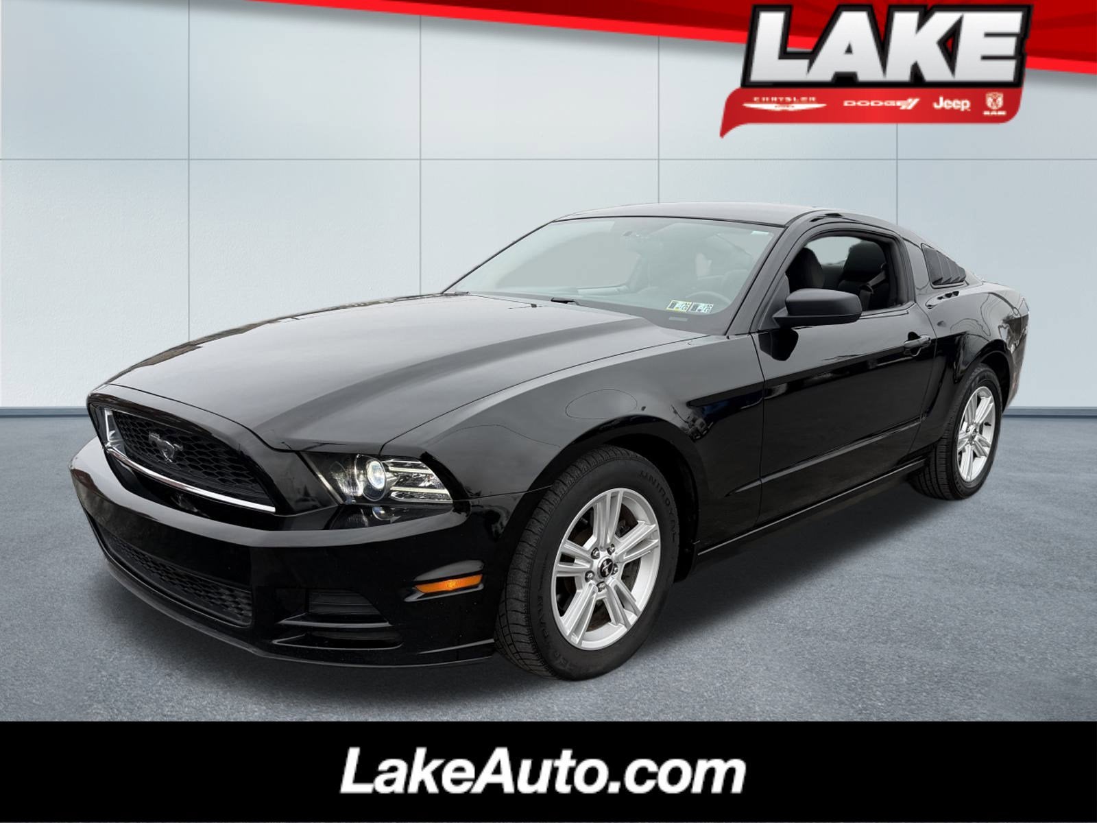 2014 Ford MUSTANG V6