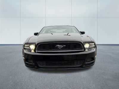 2014 Ford MUSTANG V6