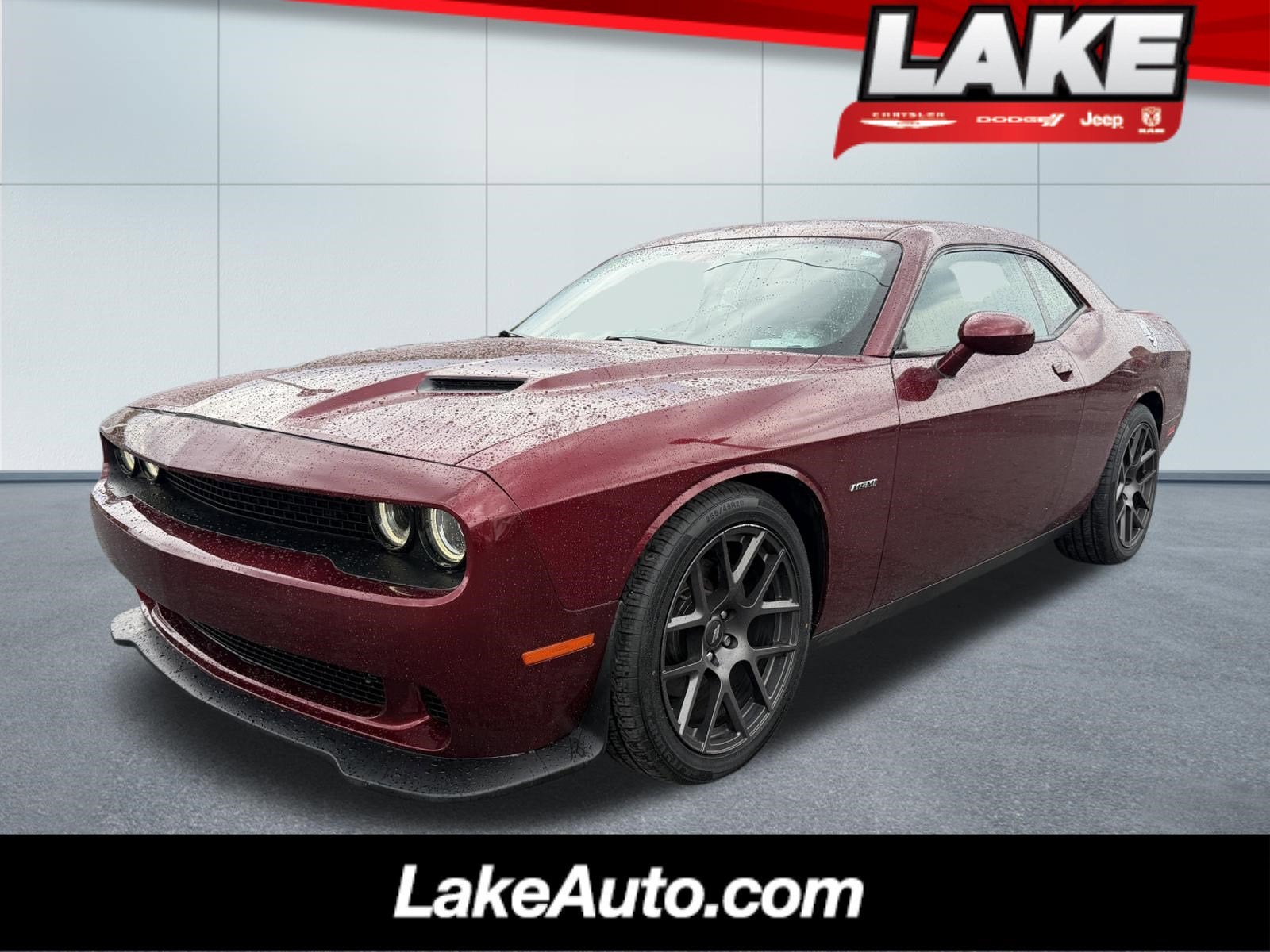 2018 Dodge Challenger R/T's photo