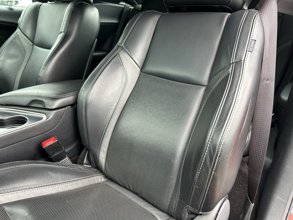 2016 Dodge Challenger R/T Plus