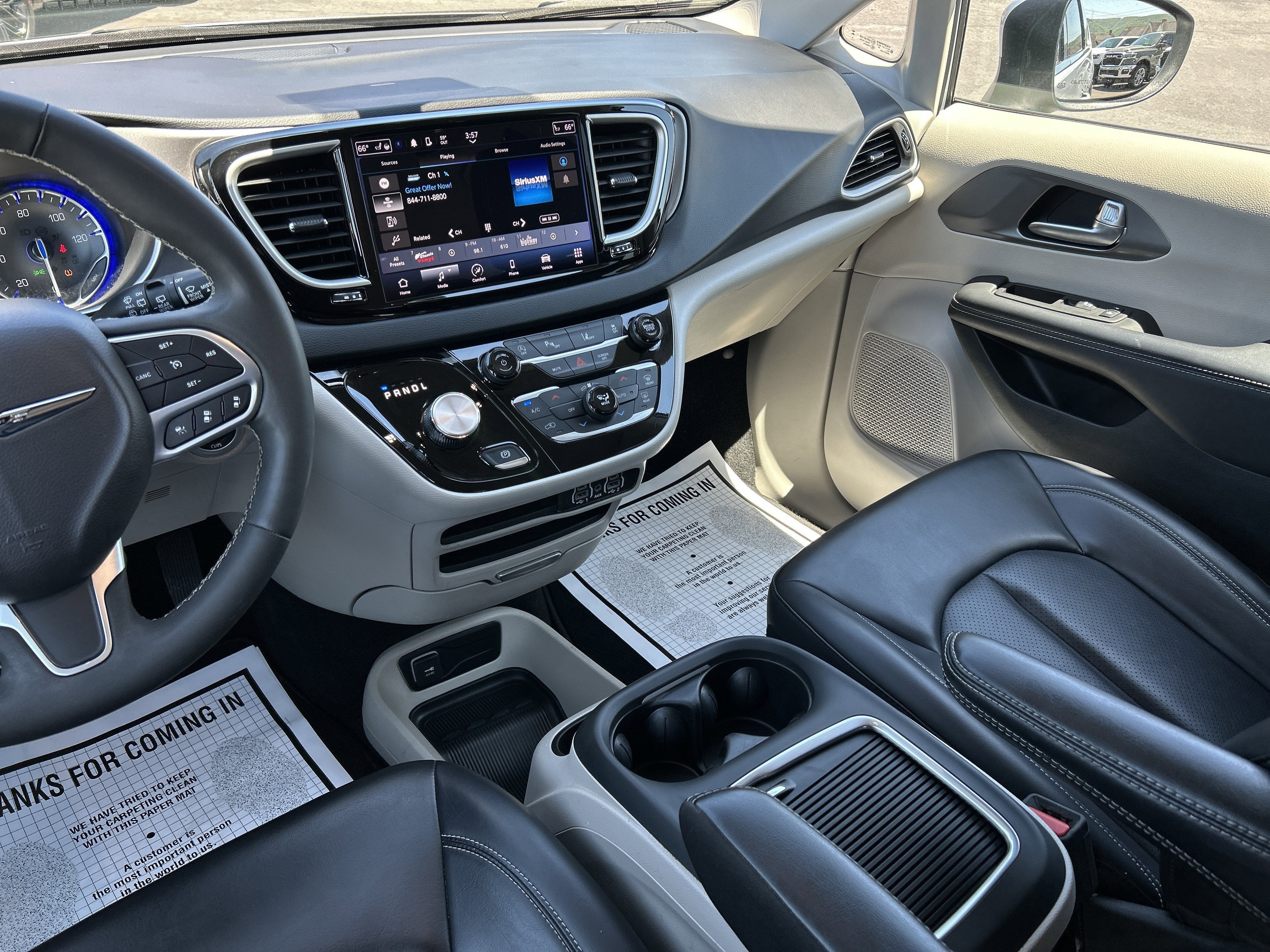 2023 Chrysler PACIFICA TOURING L