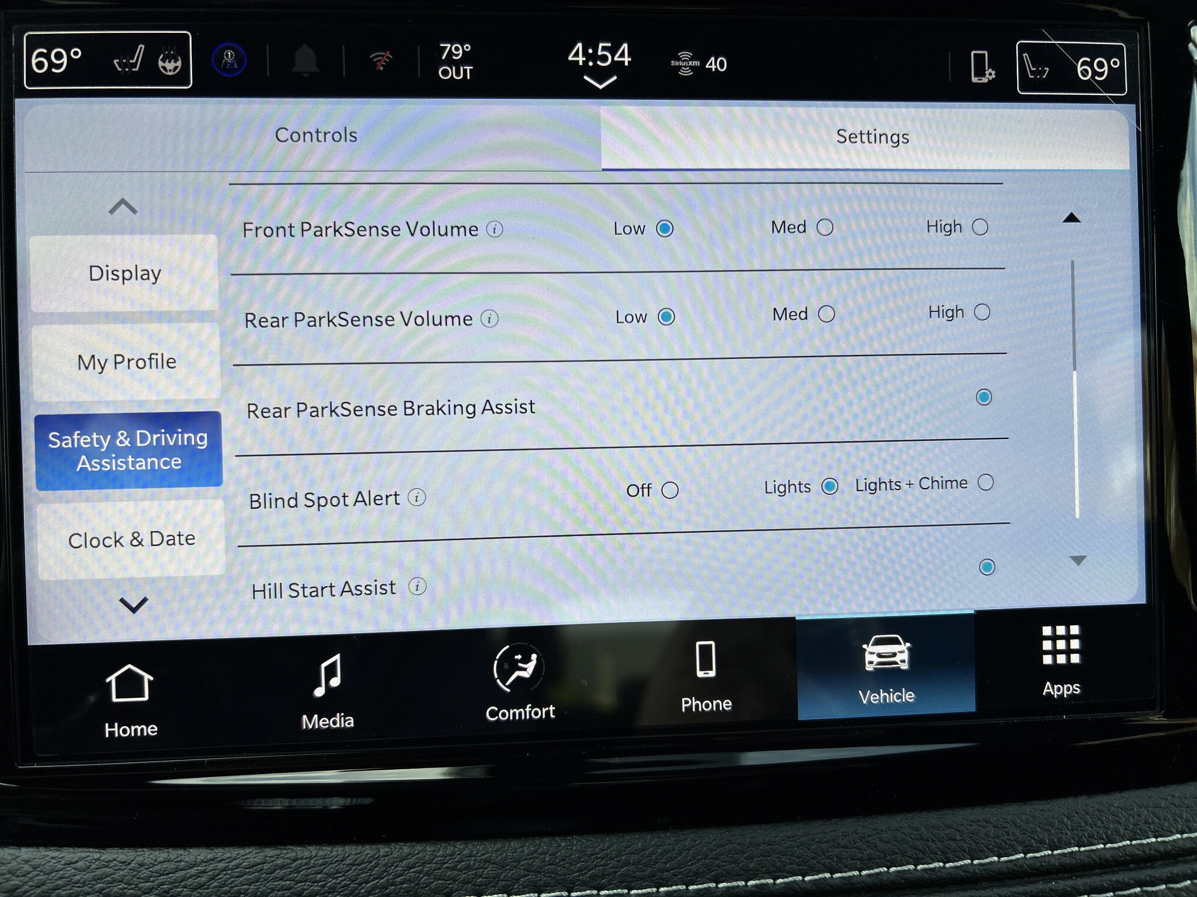 2026 Chrysler Pacifica Select