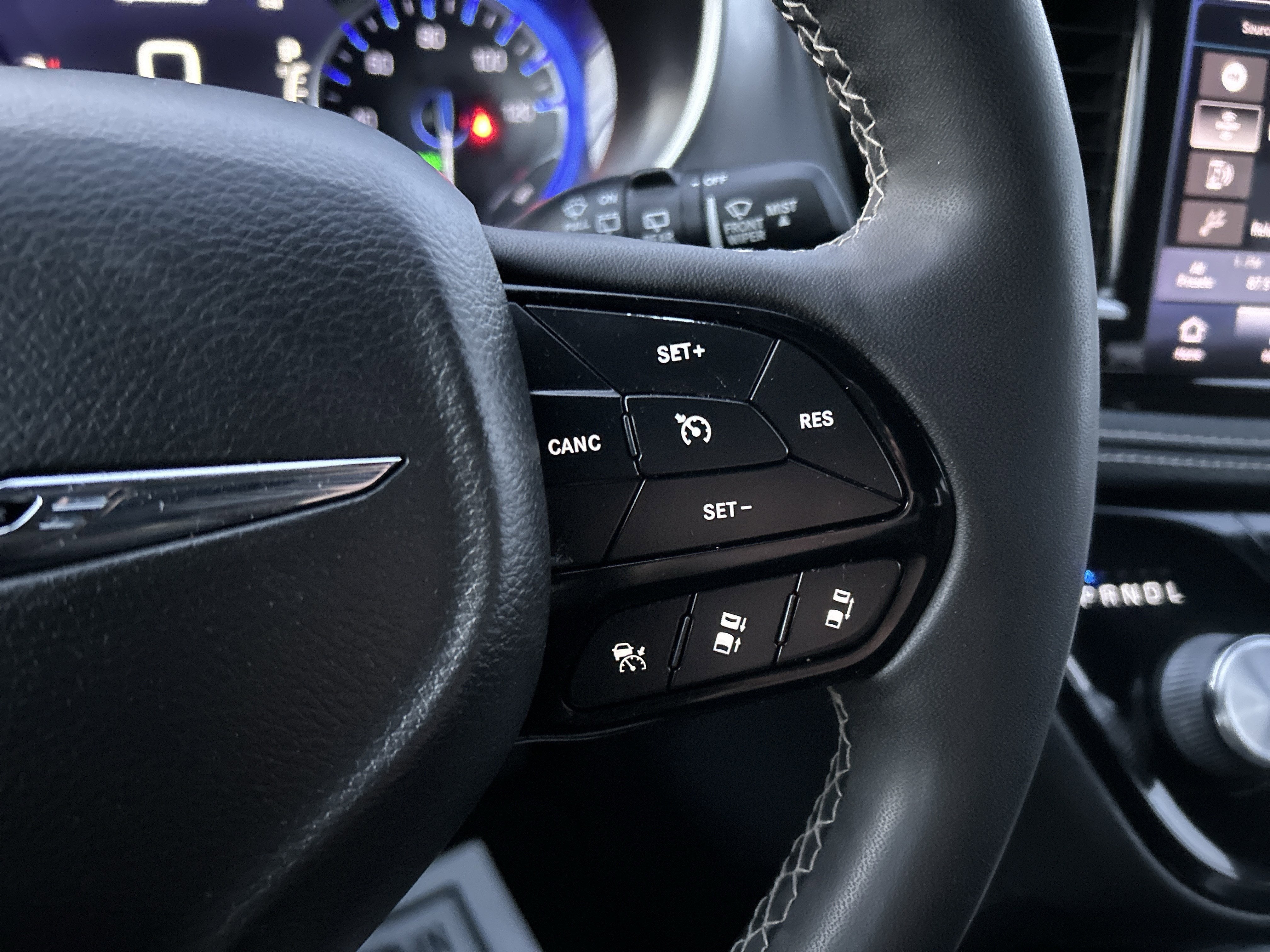 2022 Chrysler PACIFICA TOURING